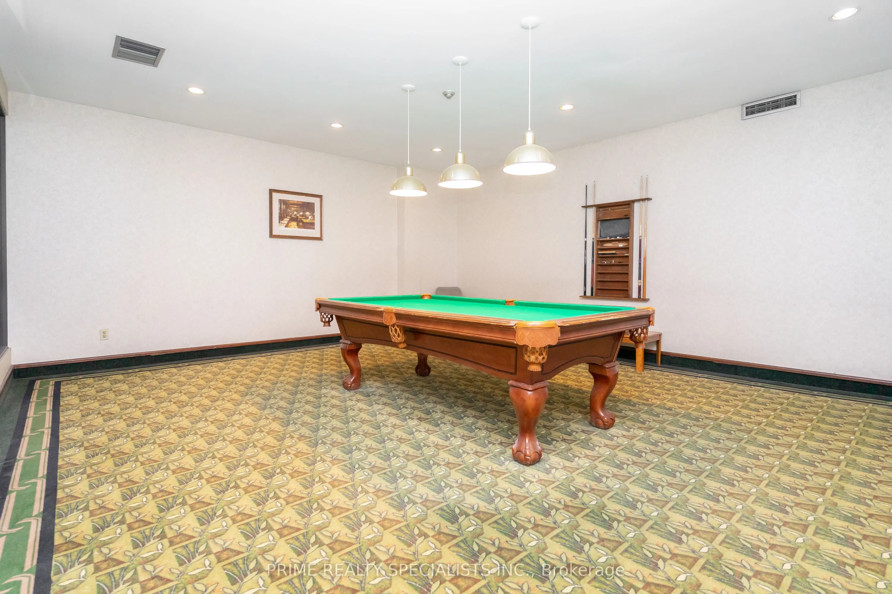 26 Hanover Road, #611