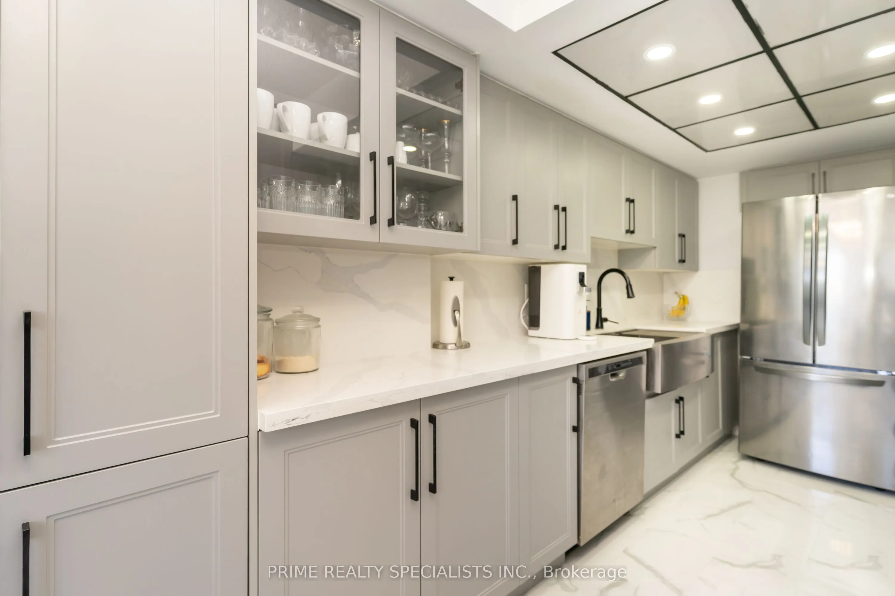 26 Hanover Road, #611