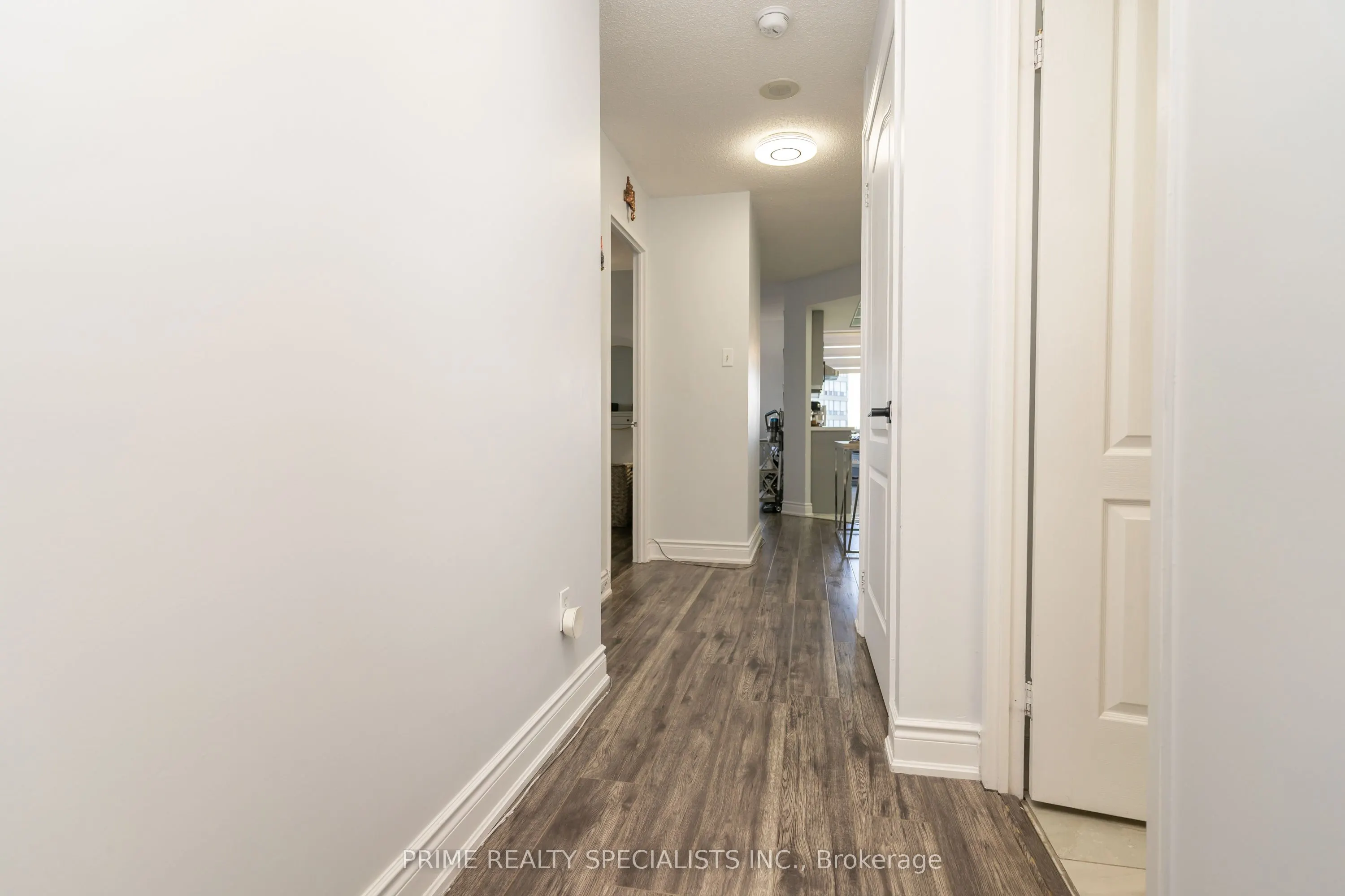 26 Hanover Road, #611