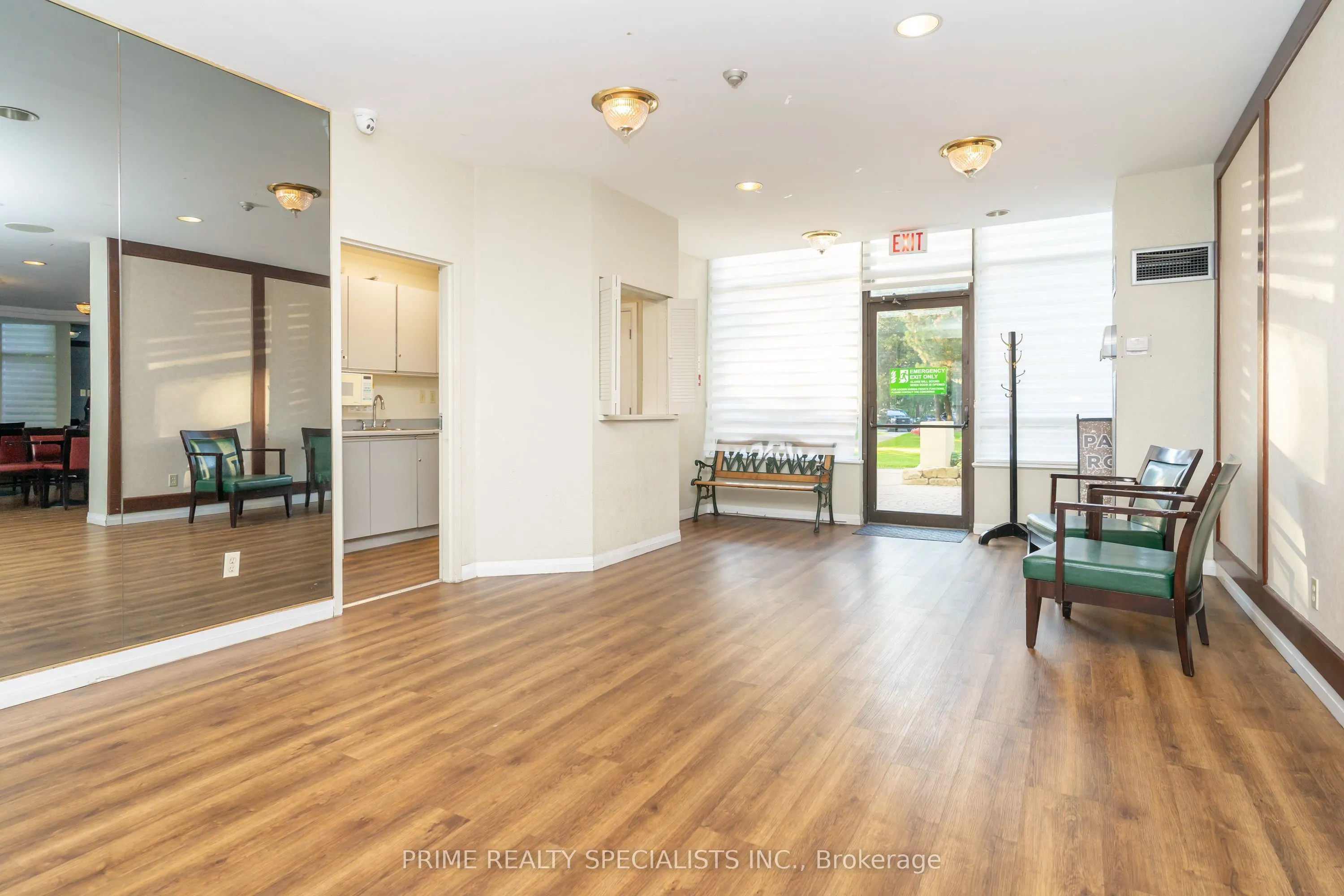 26 Hanover Road, #611