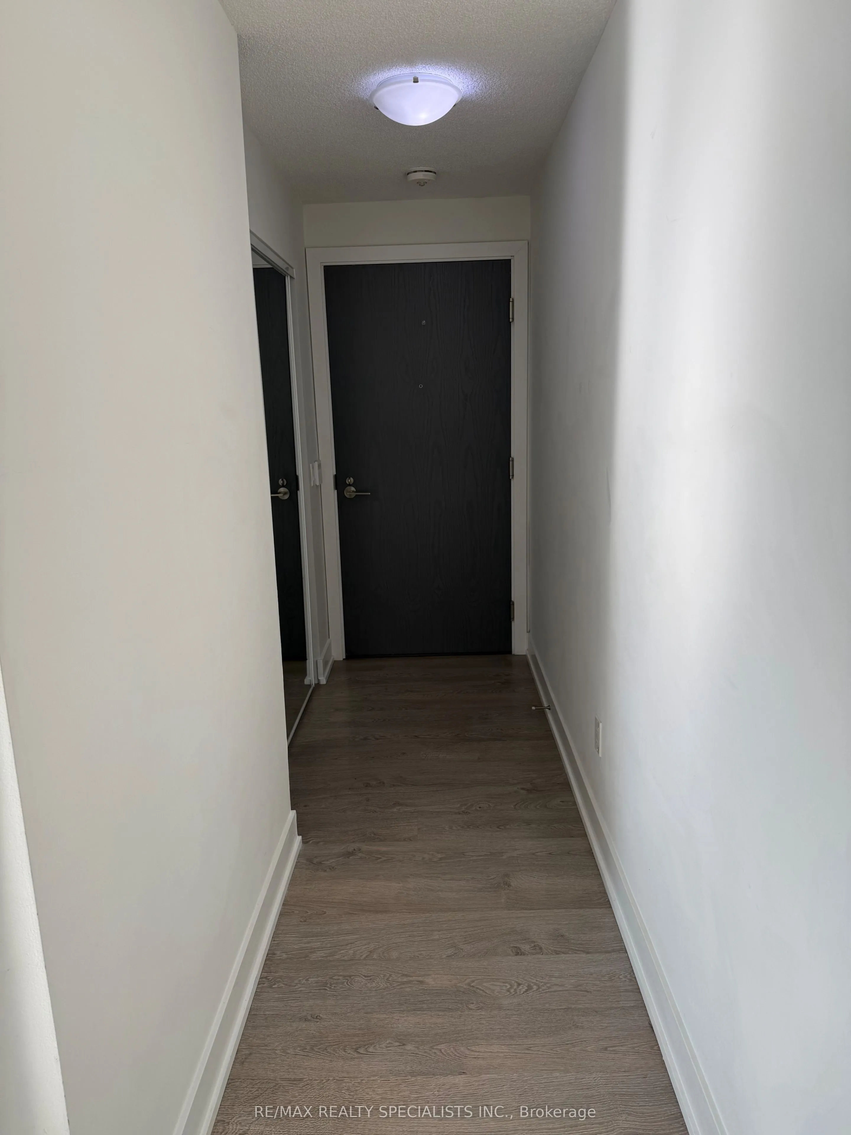 7 Mabelle Avenue, #3002