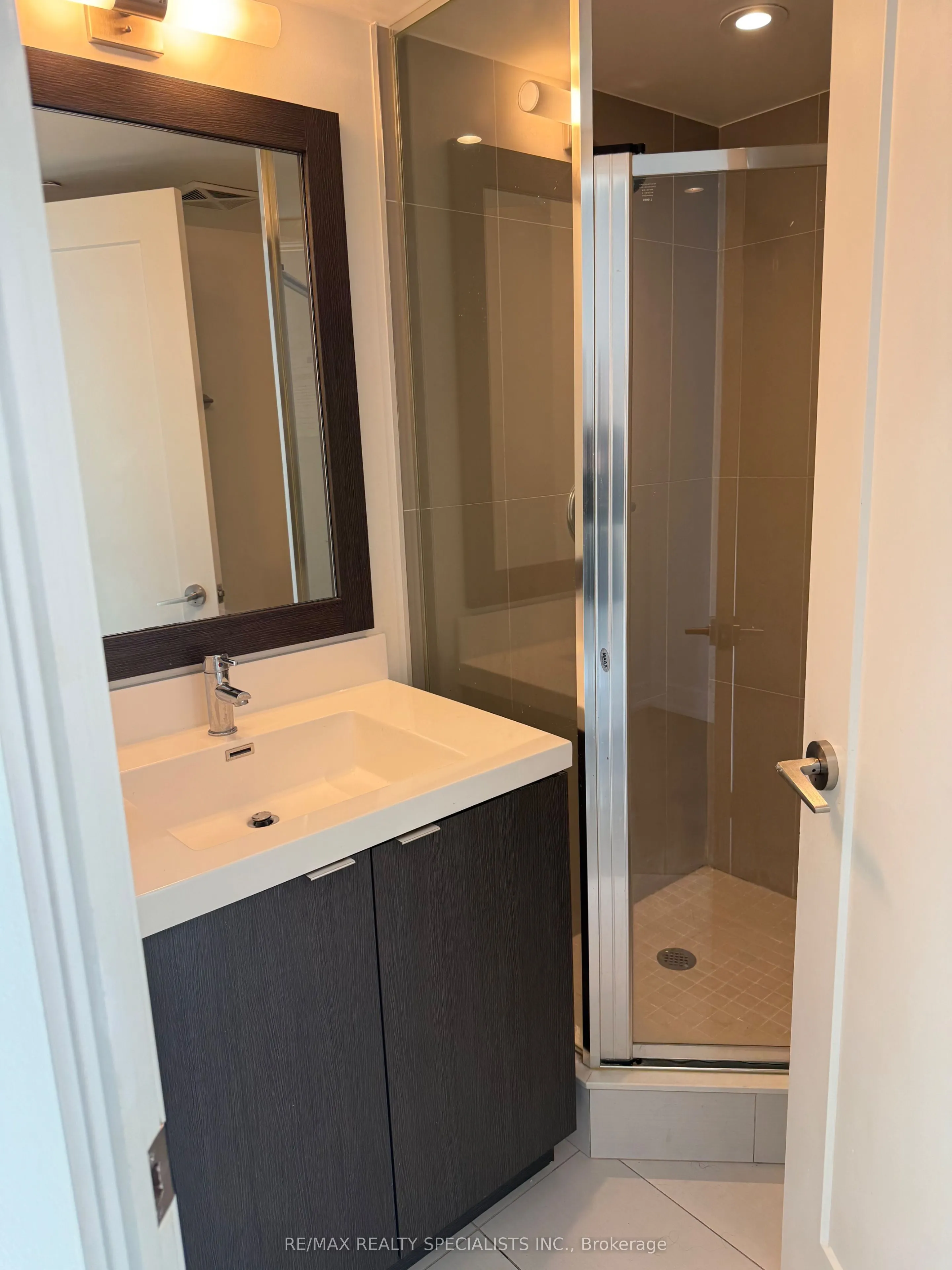 7 Mabelle Avenue, #3002