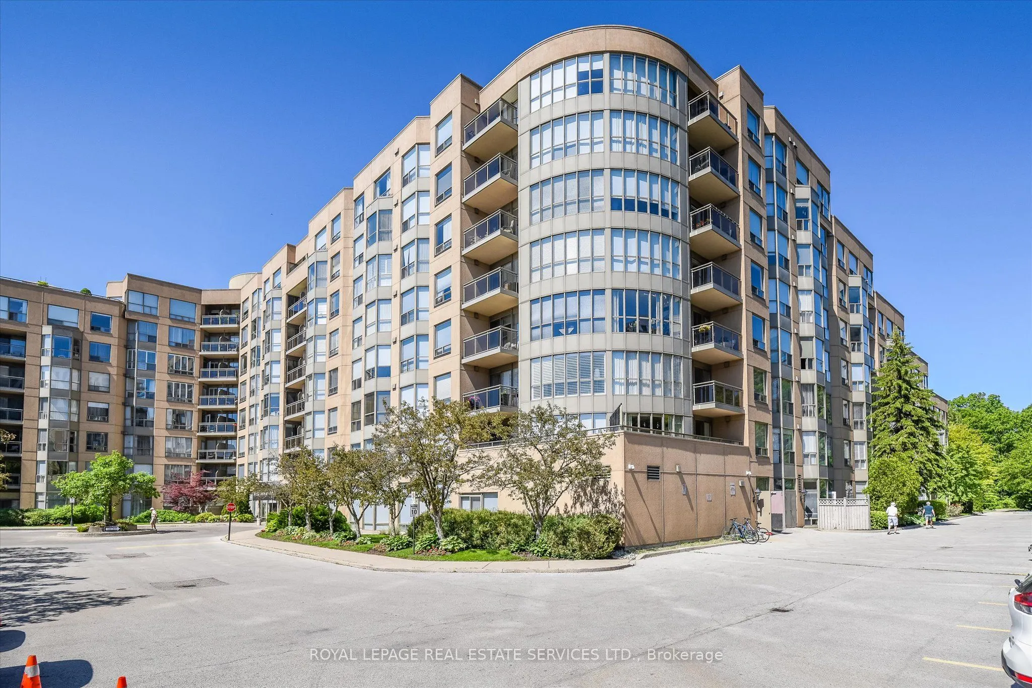 2511 Lakeshore Road W, #608
