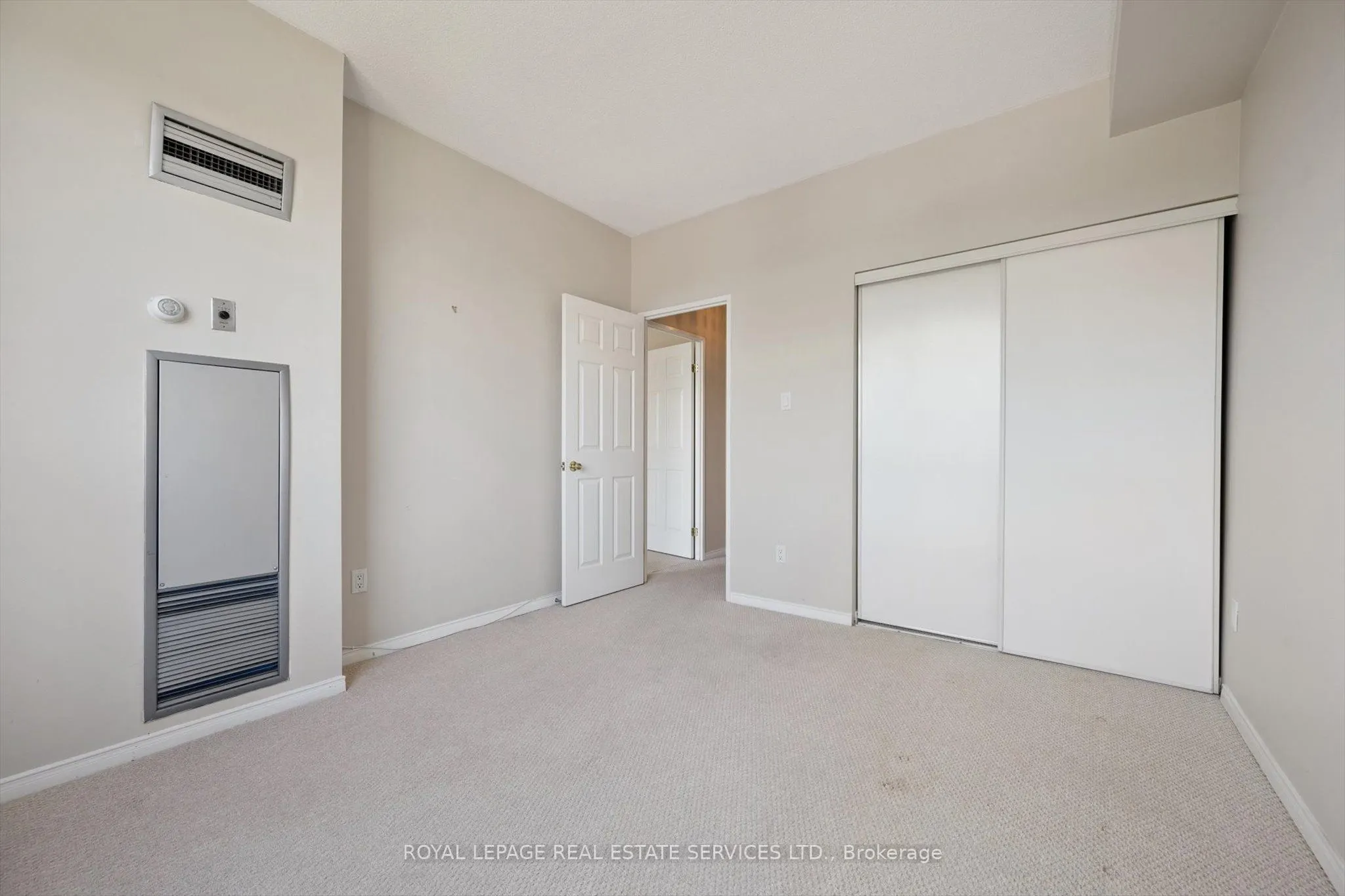 2511 Lakeshore Road W, #608