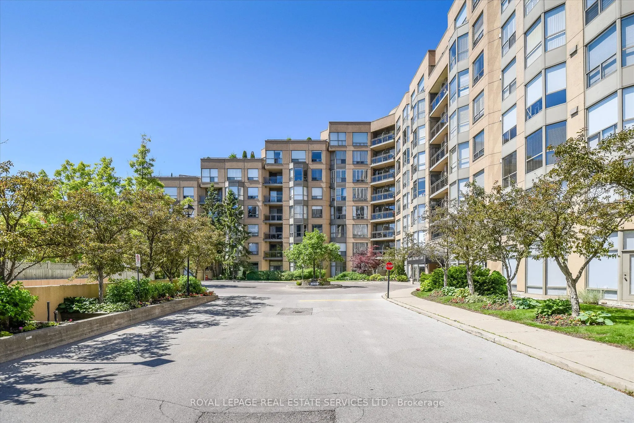 2511 Lakeshore Road W, #608