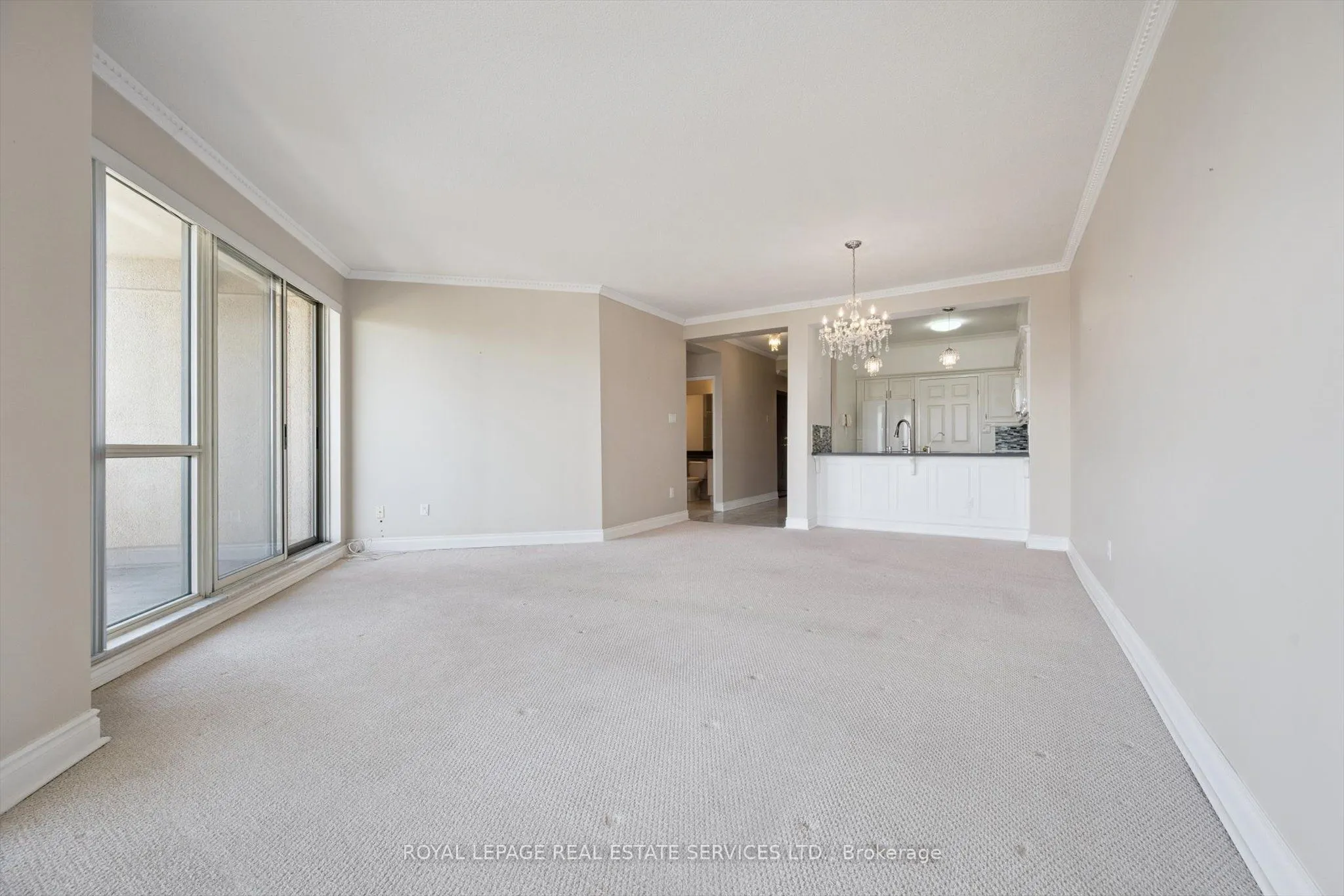 2511 Lakeshore Road W, #608