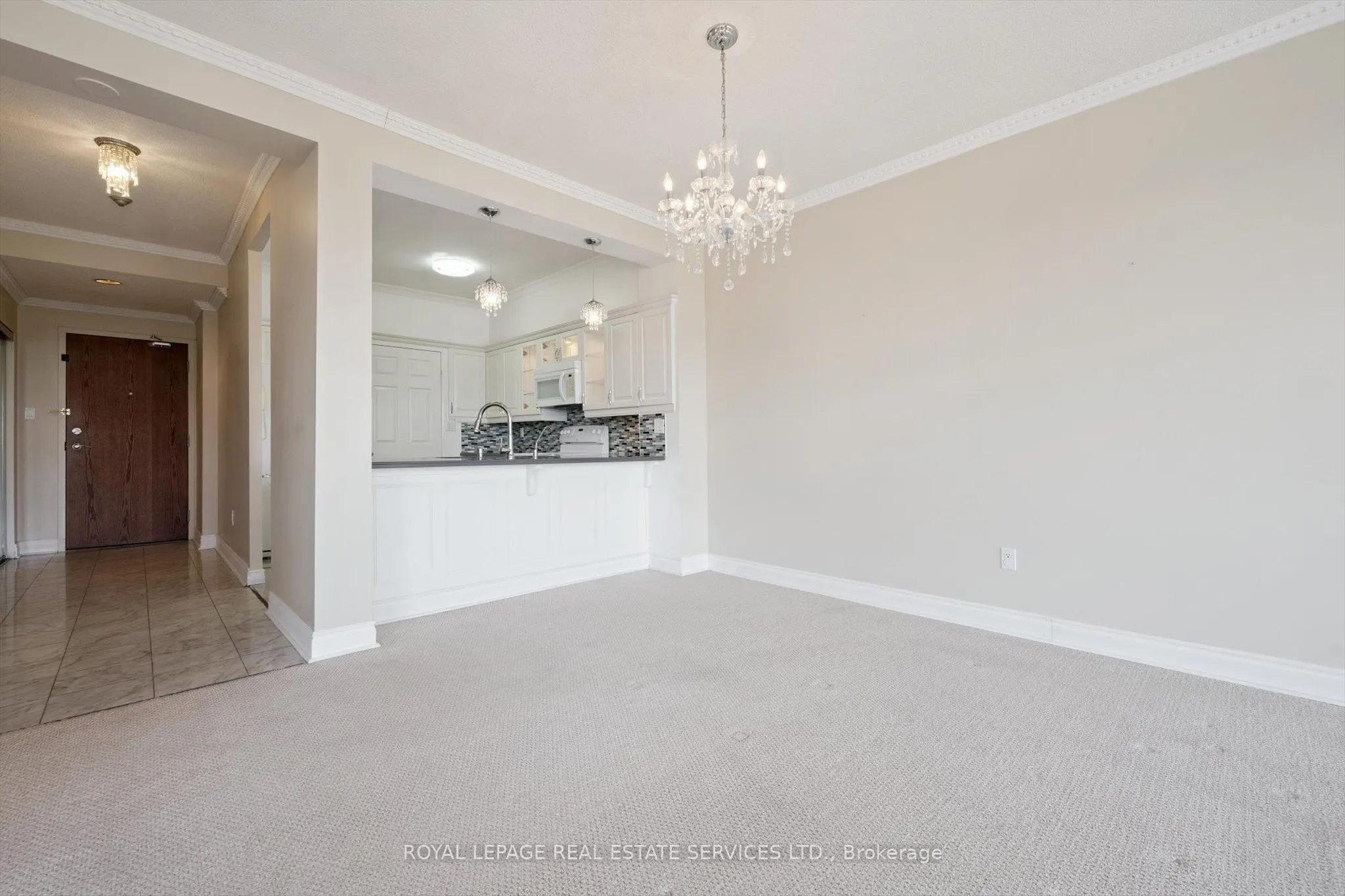 2511 Lakeshore Road W, #608