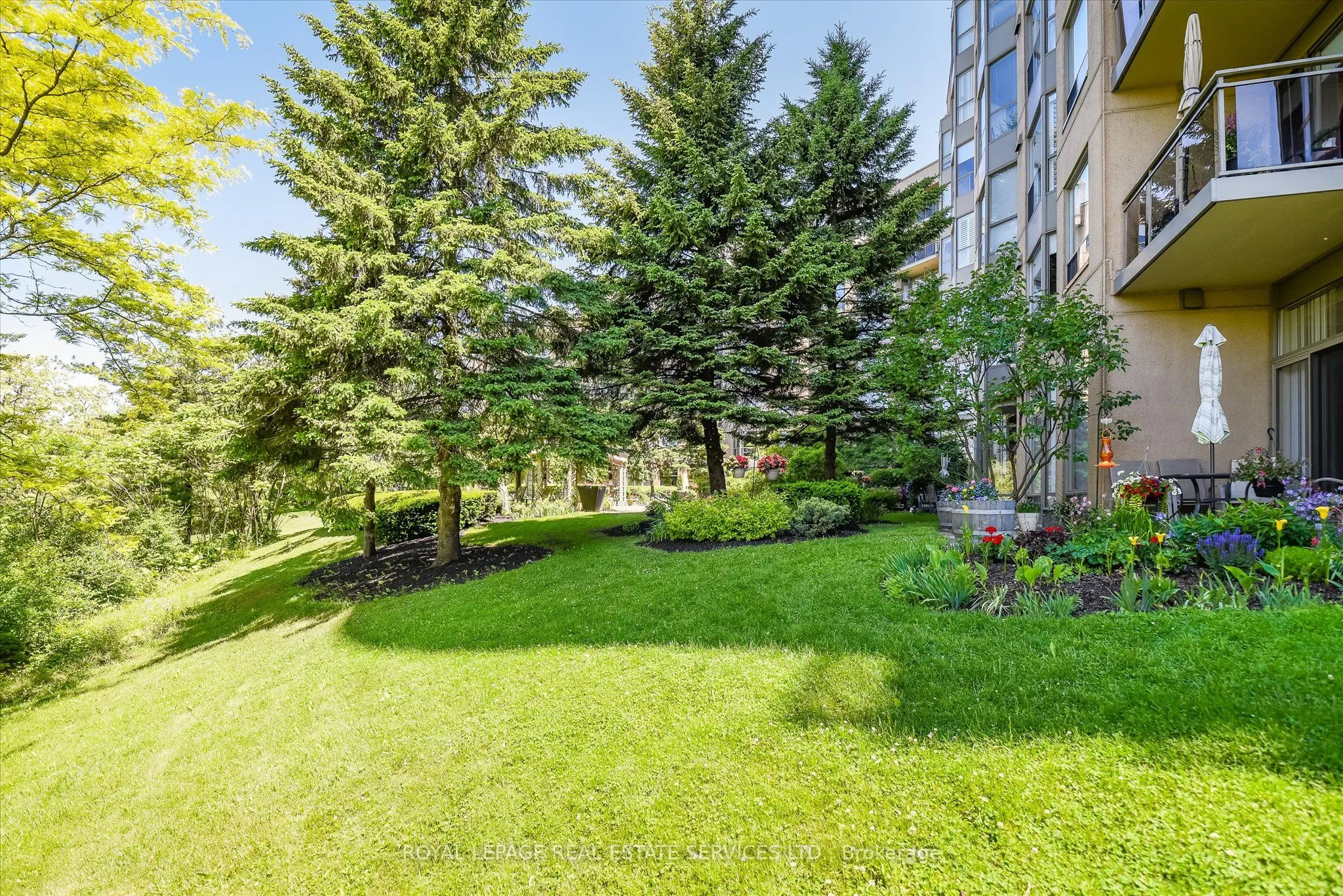 2511 Lakeshore Road W, #608