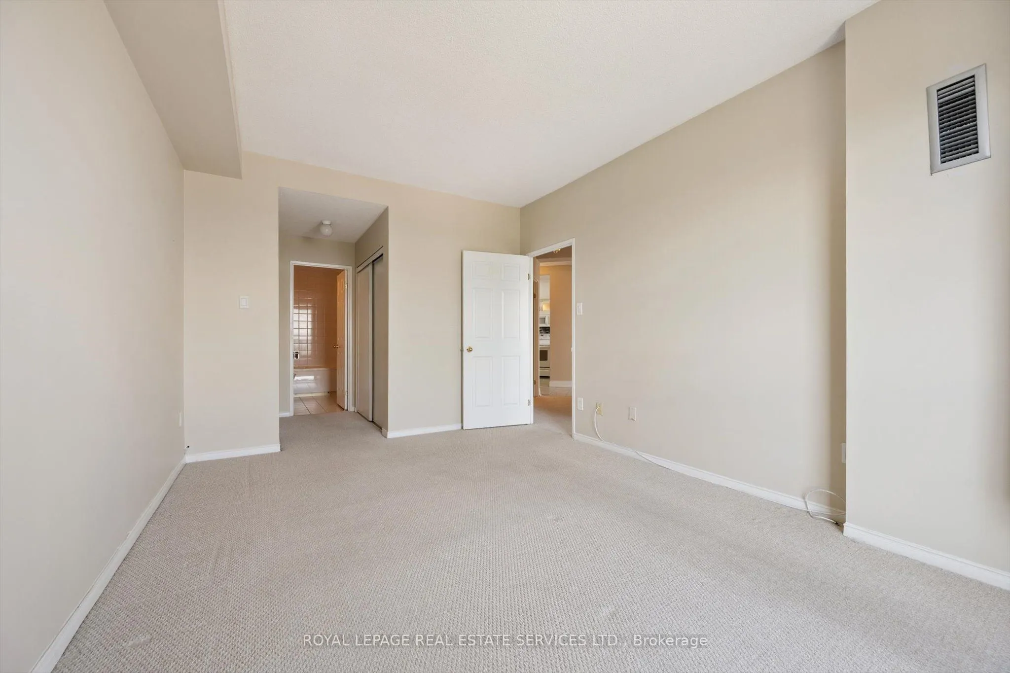 2511 Lakeshore Road W, #608
