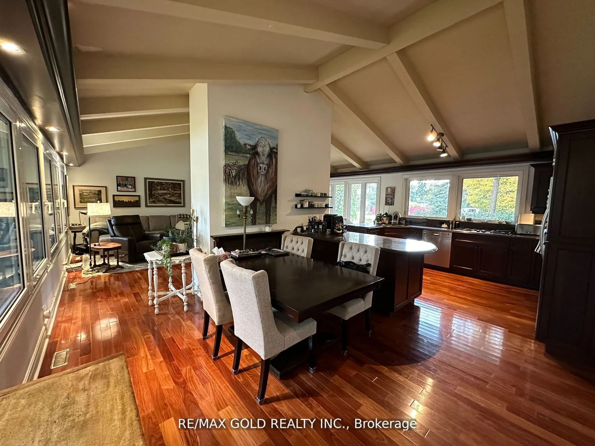 275 Eastcourt Road