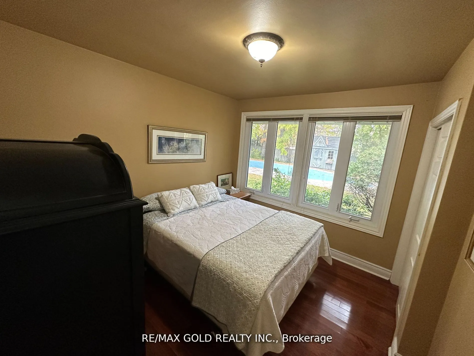 275 Eastcourt Road