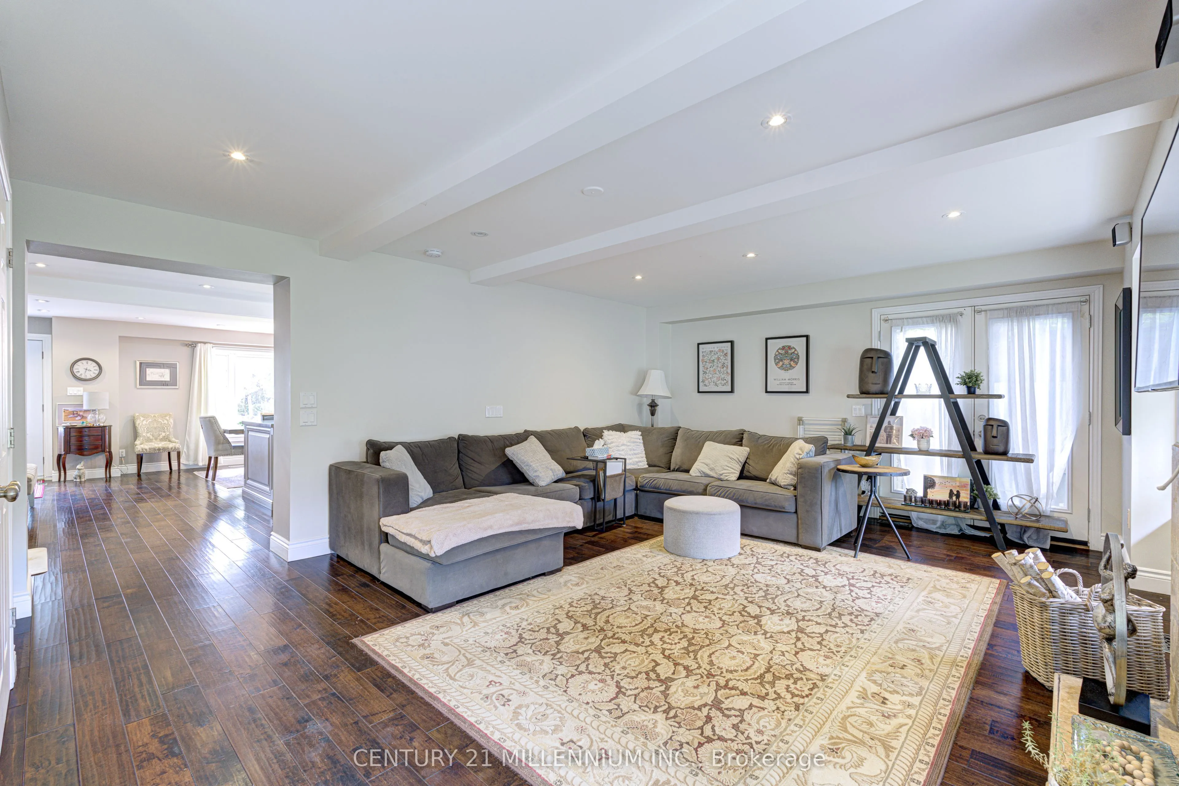 17 Evesham Crescent