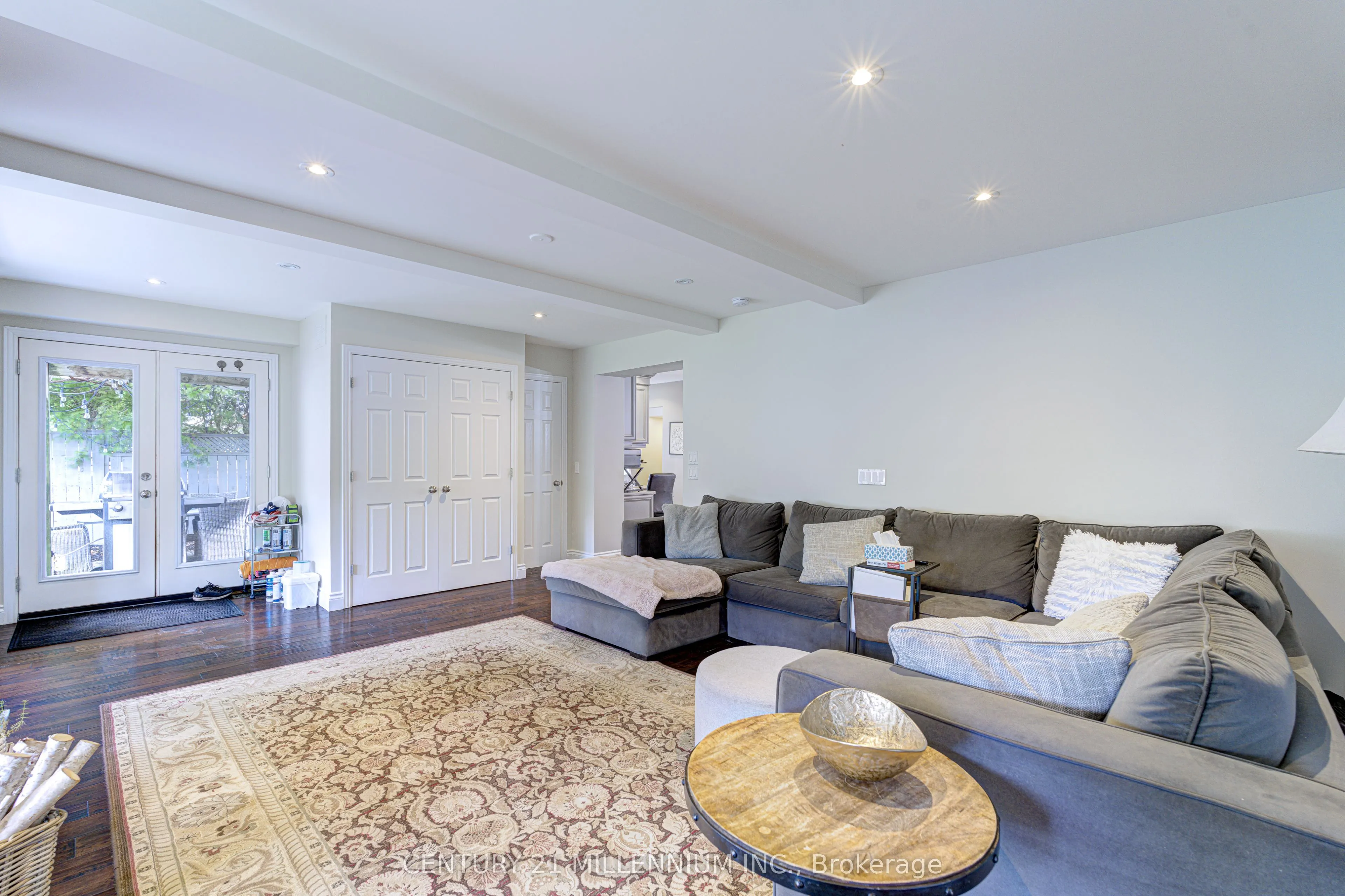 17 Evesham Crescent