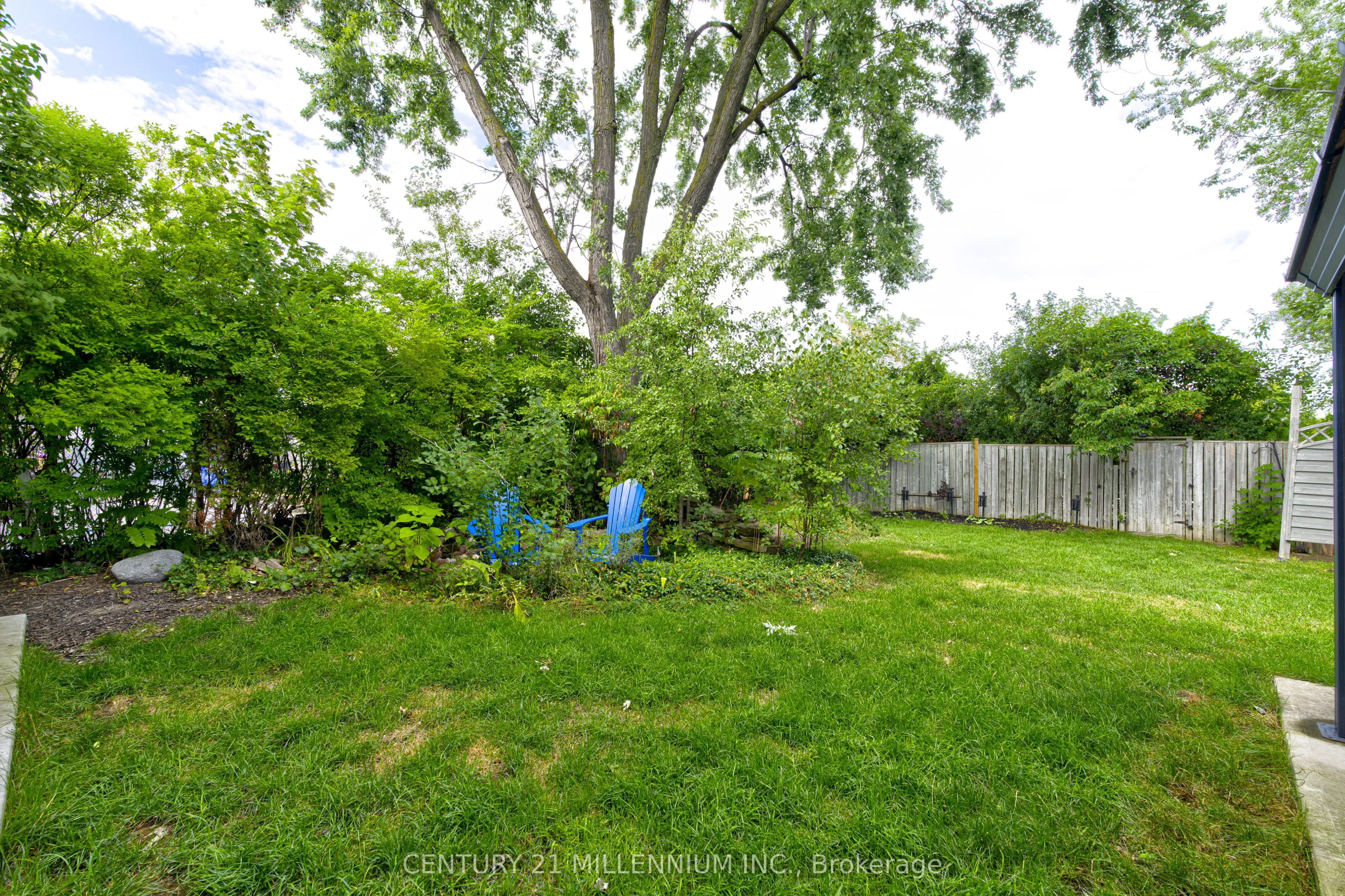 17 Evesham Crescent