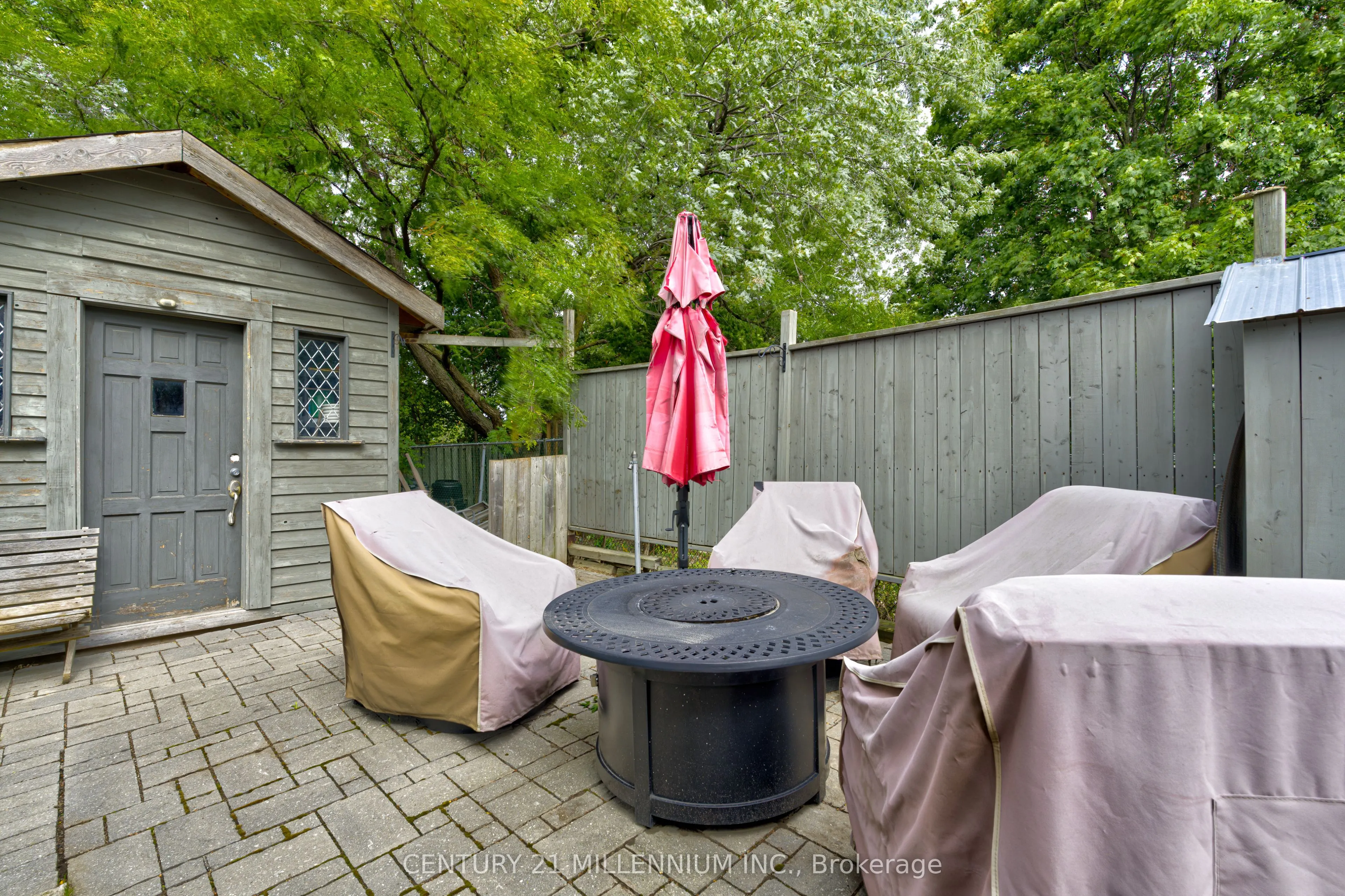 17 Evesham Crescent