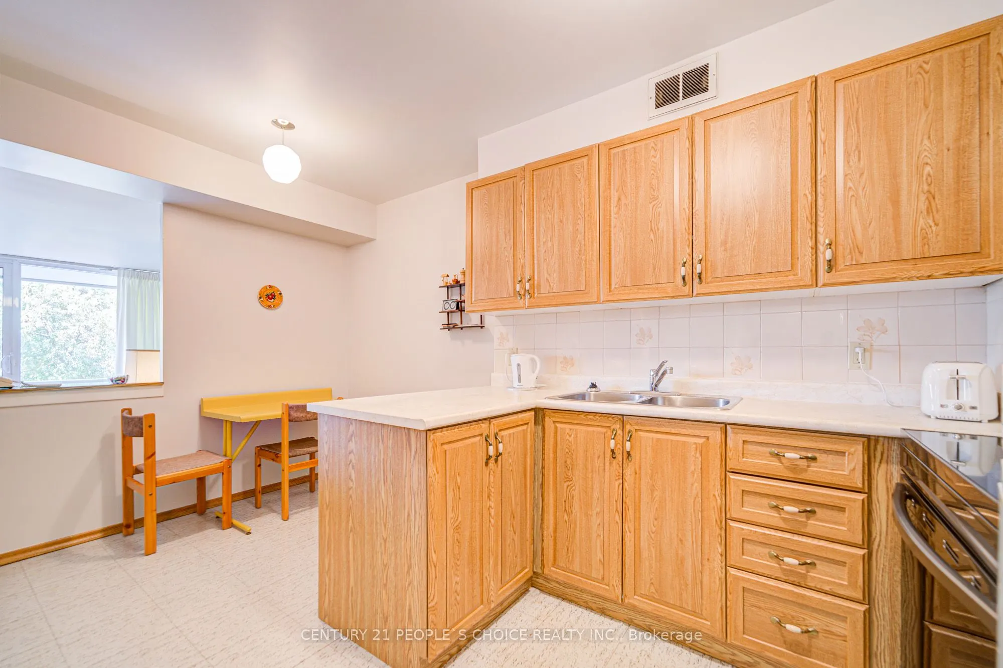 9 FOUR WIND Drive, #311