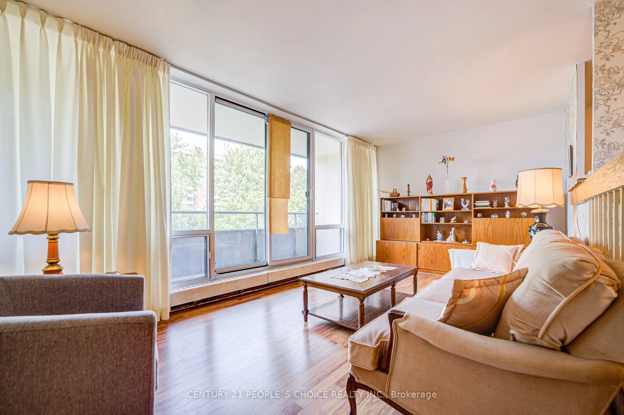 9 FOUR WIND Drive, #311