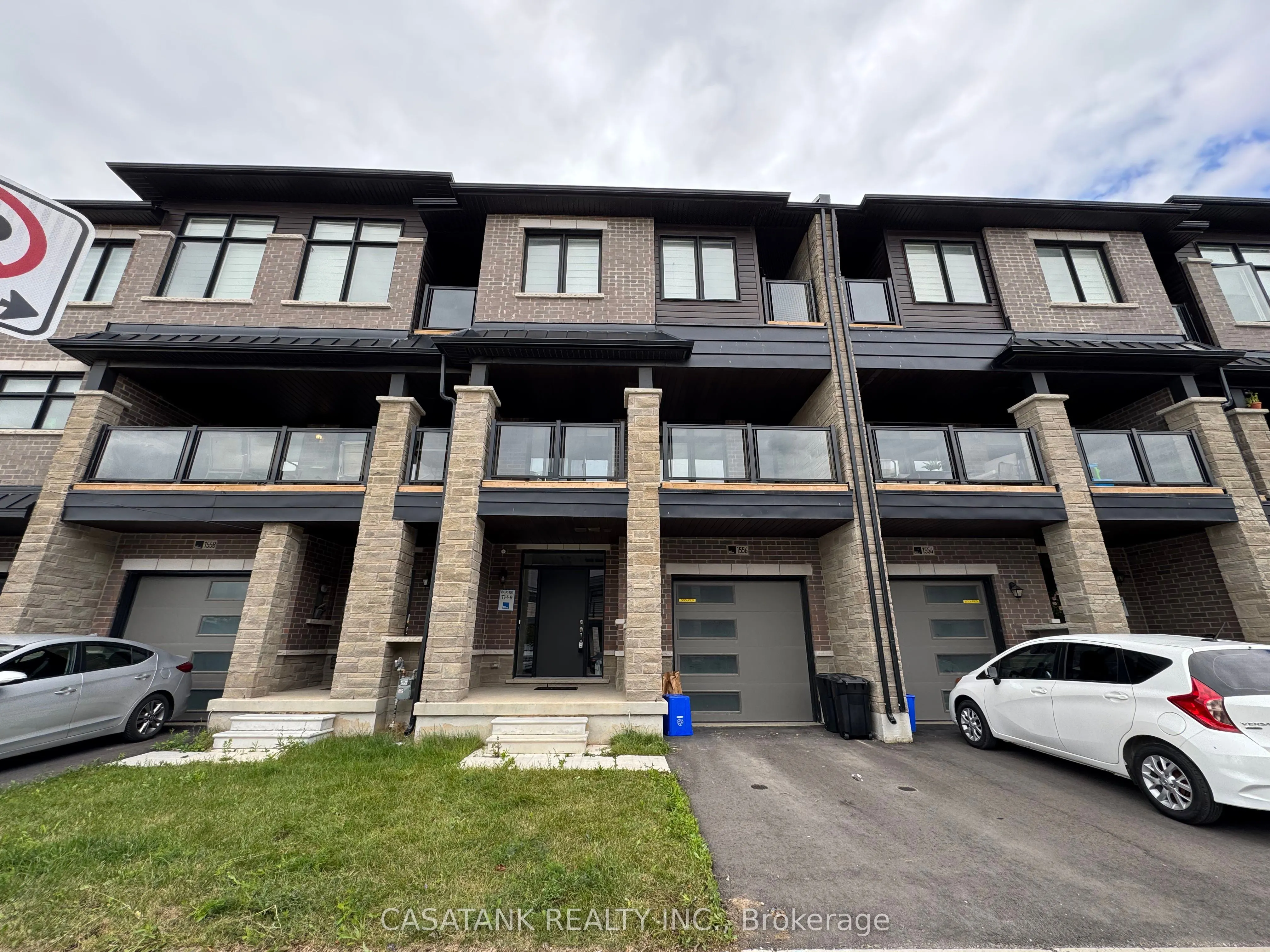 1556 Moonseed Place