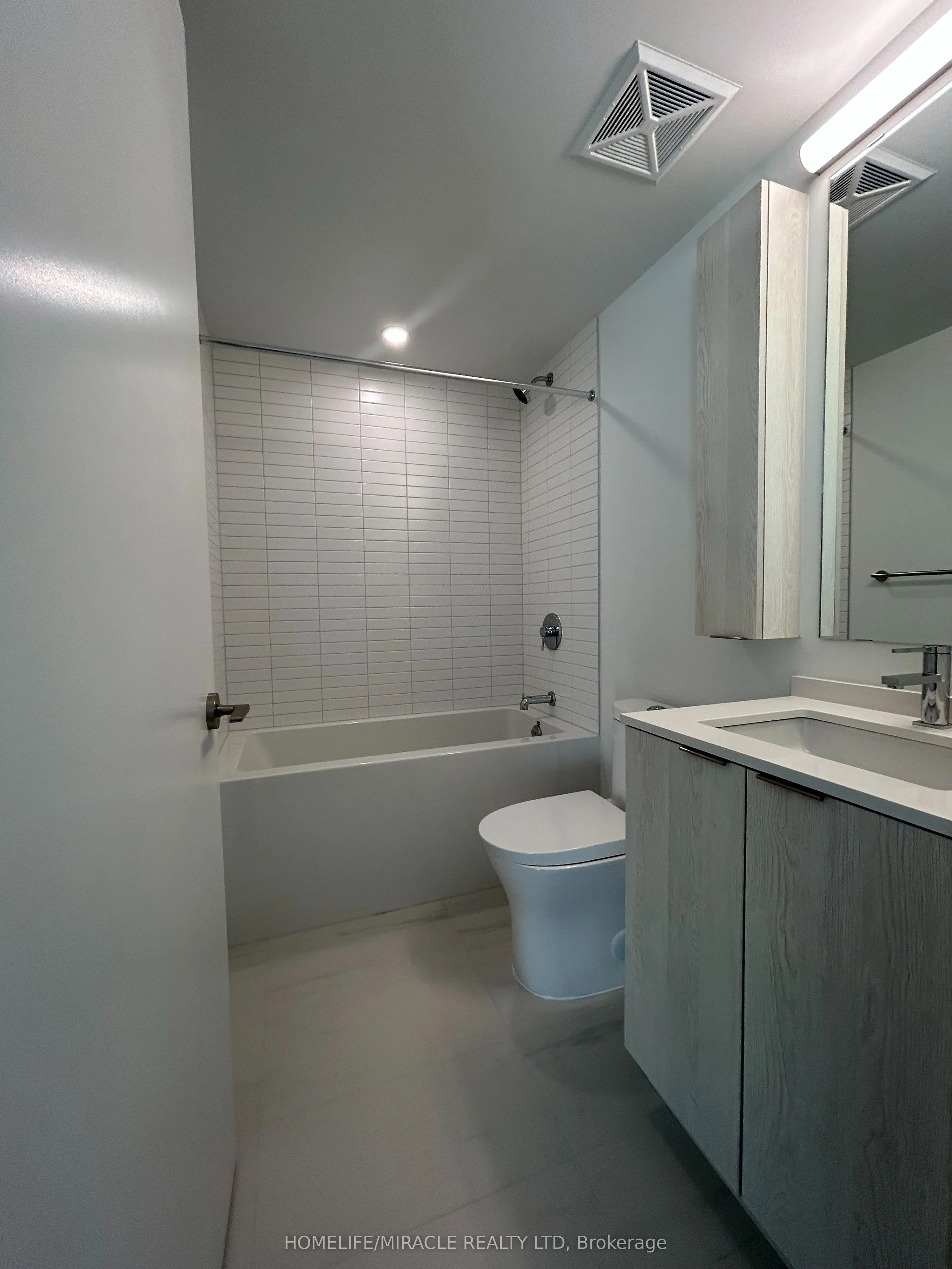3009 Novar Road, #1015