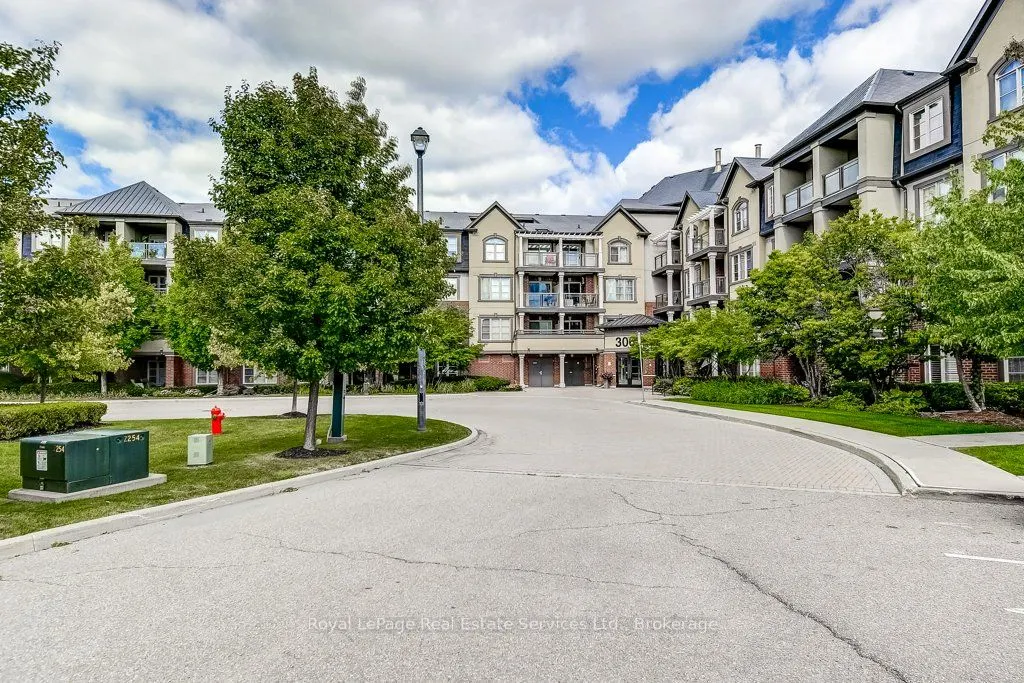 3060 Rotary Way W, #201