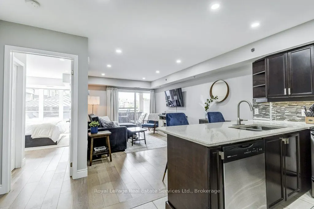 3060 Rotary Way W, #201
