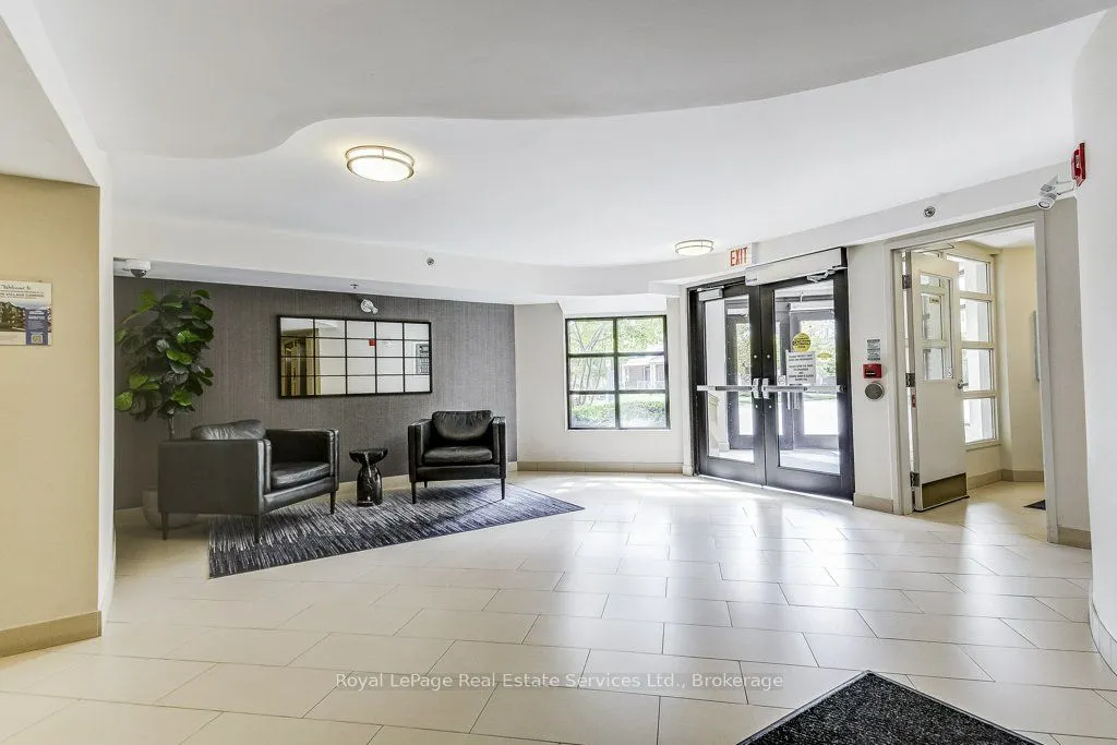 3060 Rotary Way W, #201