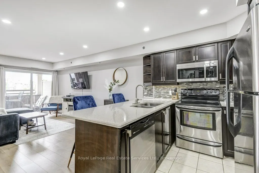 3060 Rotary Way W, #201