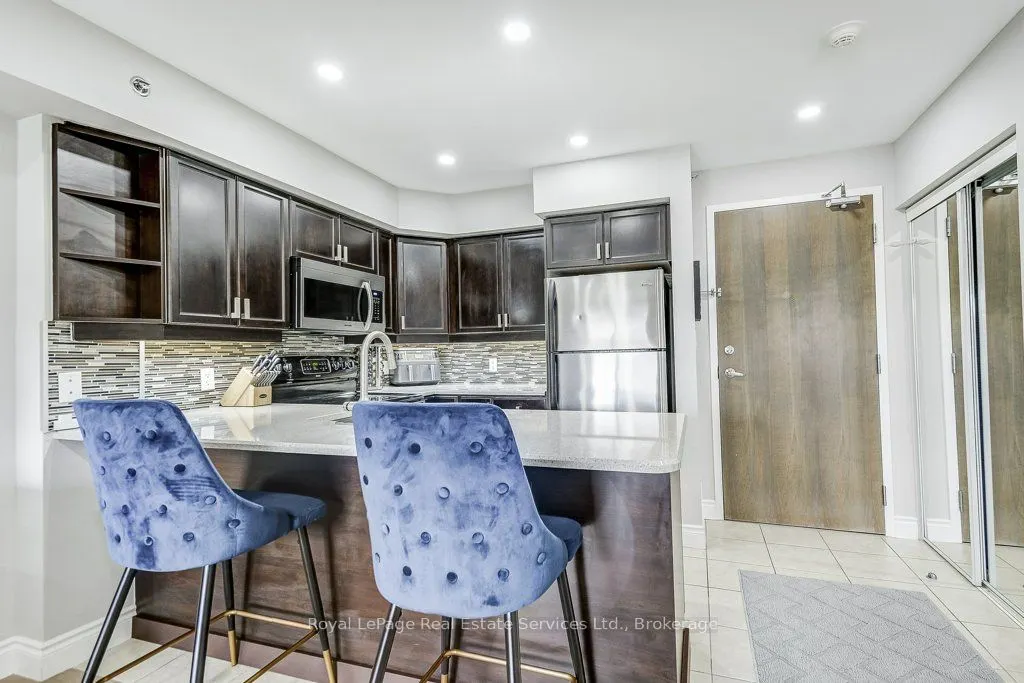 3060 Rotary Way W, #201
