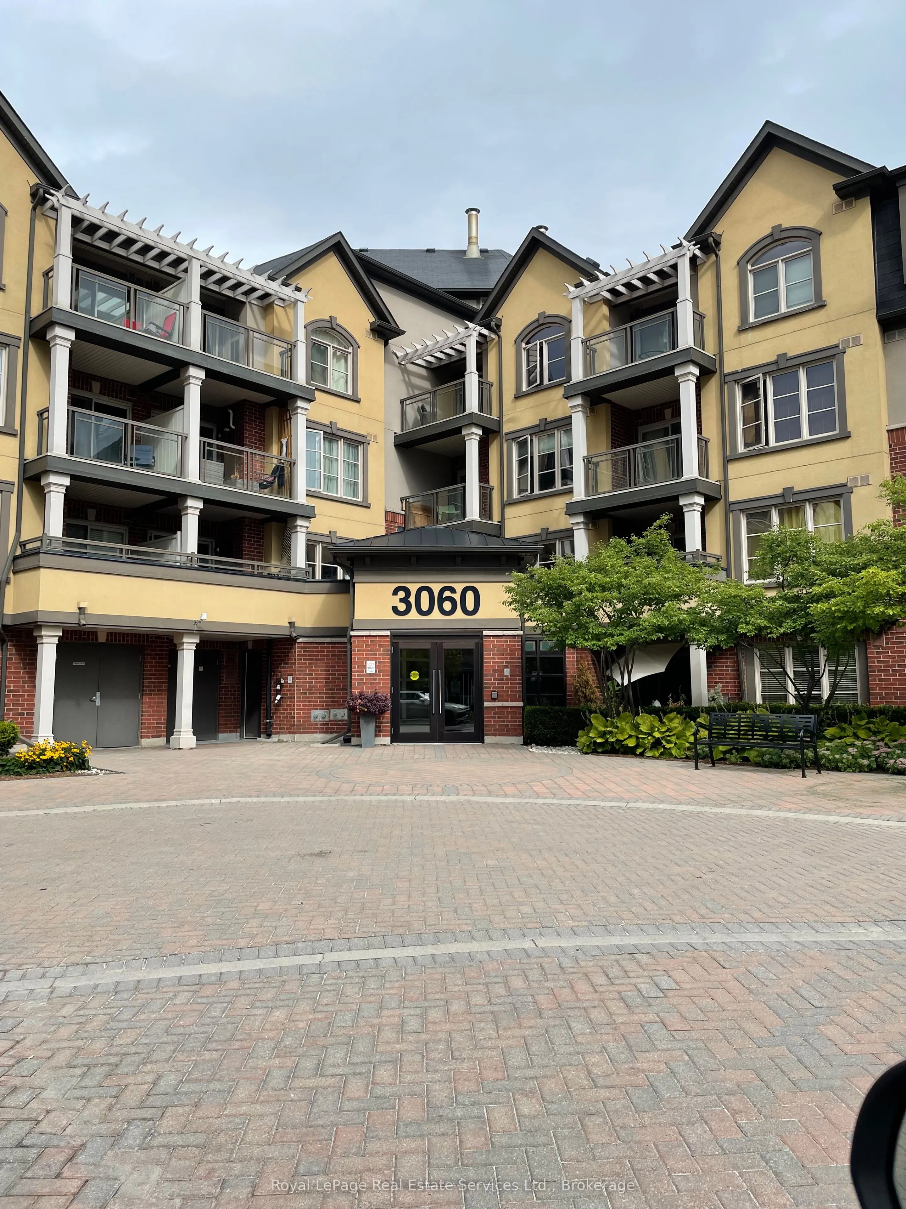 3060 Rotary Way W, #201