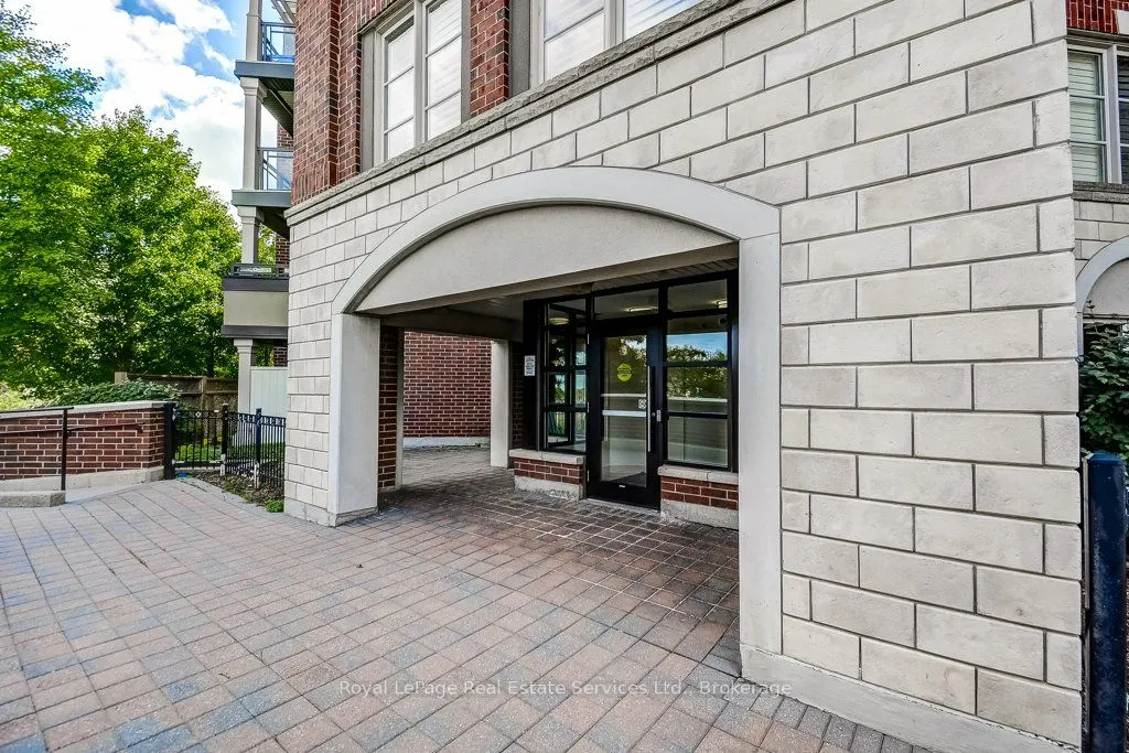 3060 Rotary Way W, #201