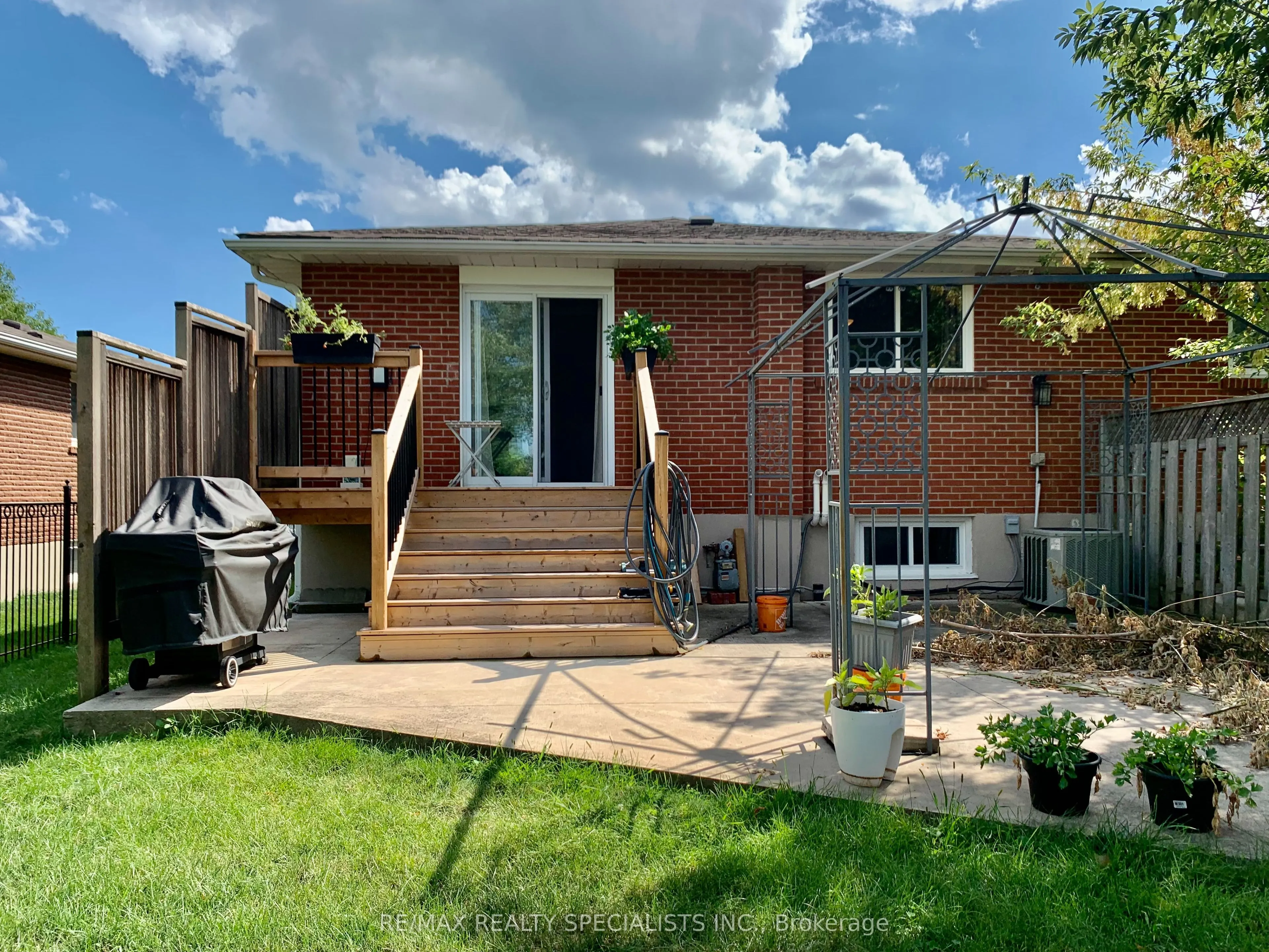 431 Ginger Downs, #UPPER