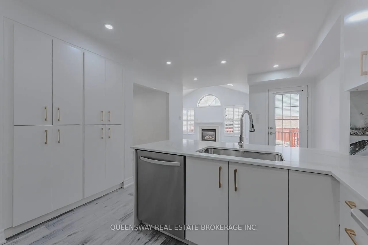 12 Dandelion Road