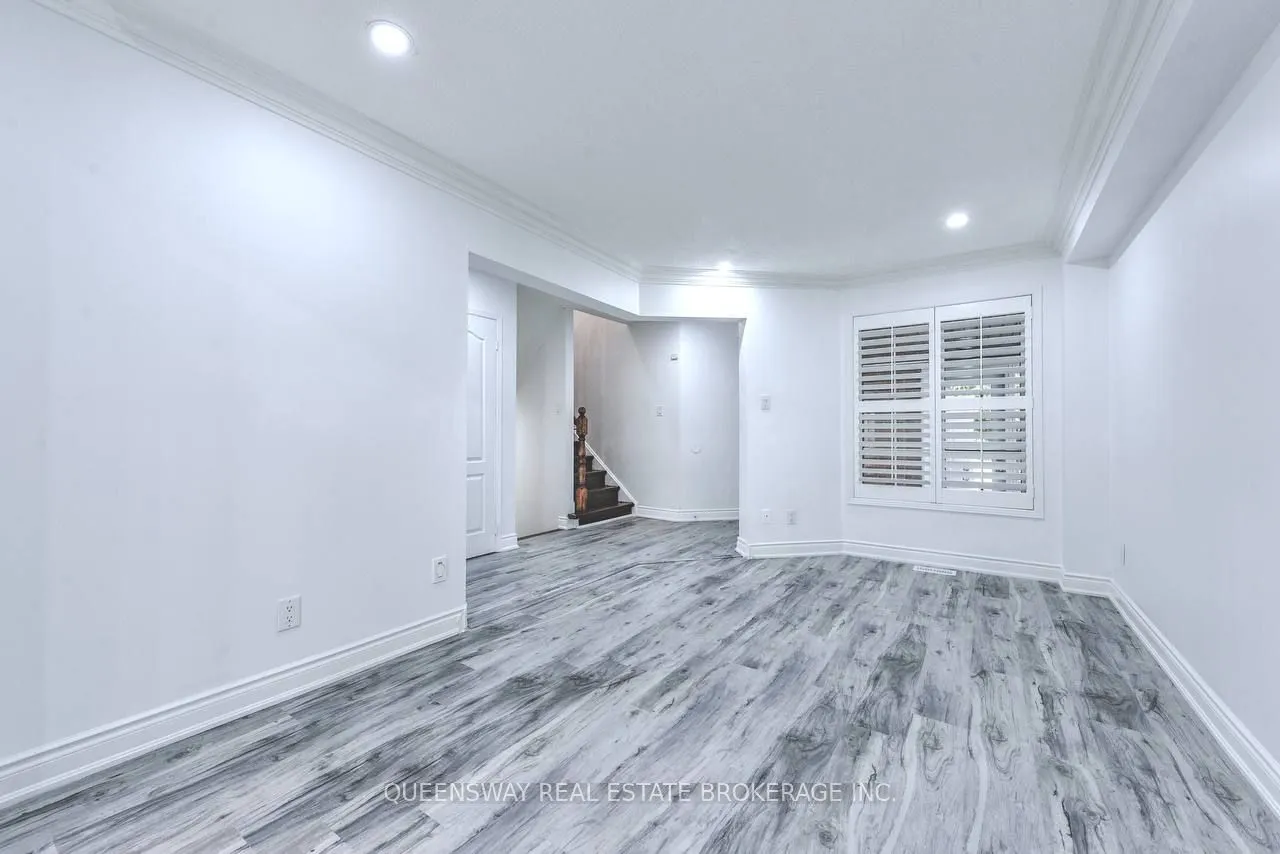 12 Dandelion Road