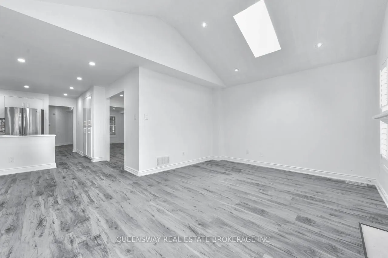 12 Dandelion Road