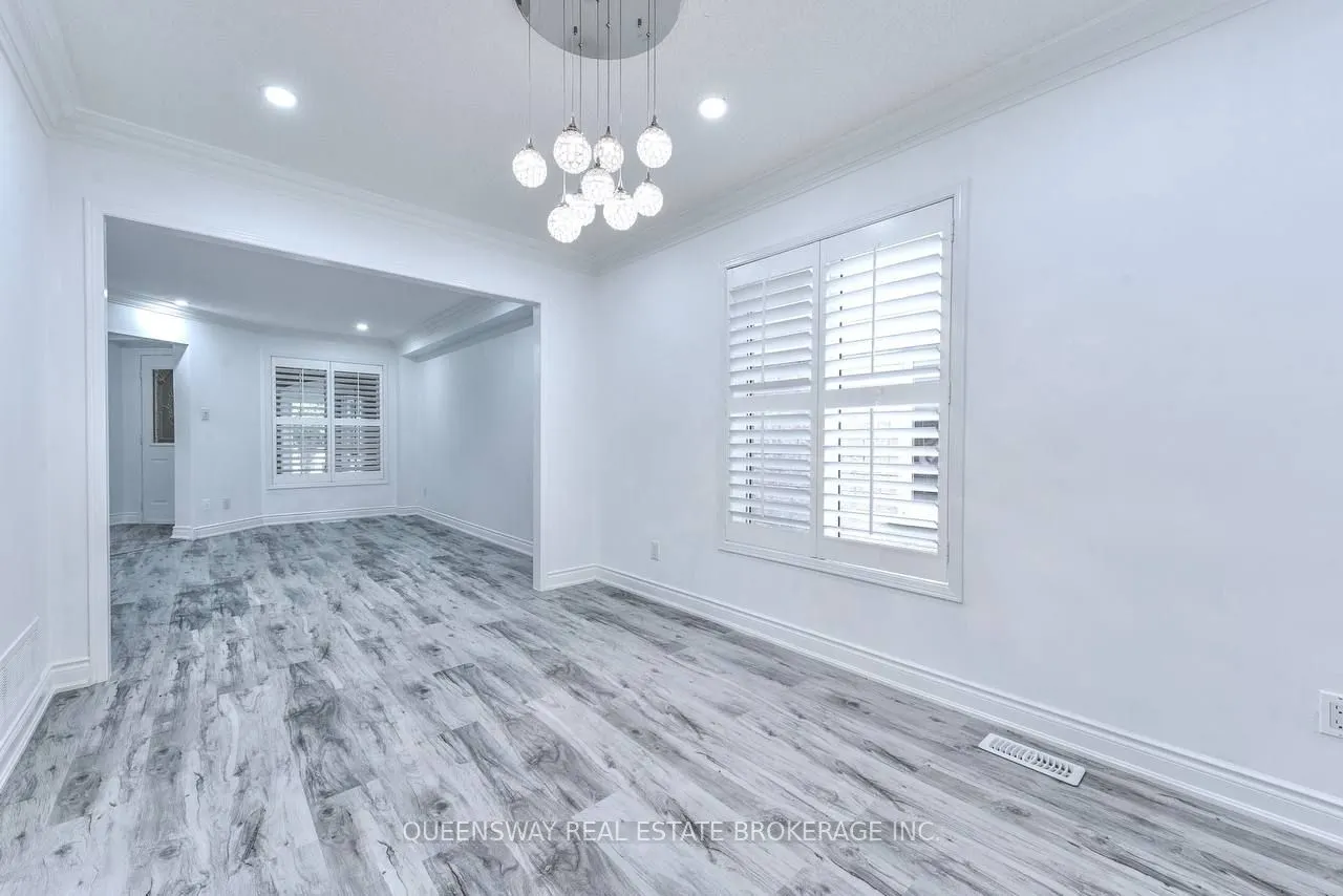12 Dandelion Road