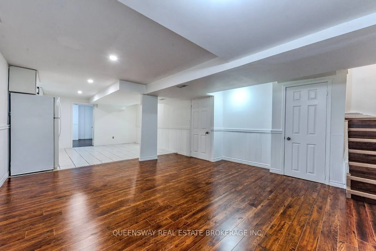 12 Dandelion Road