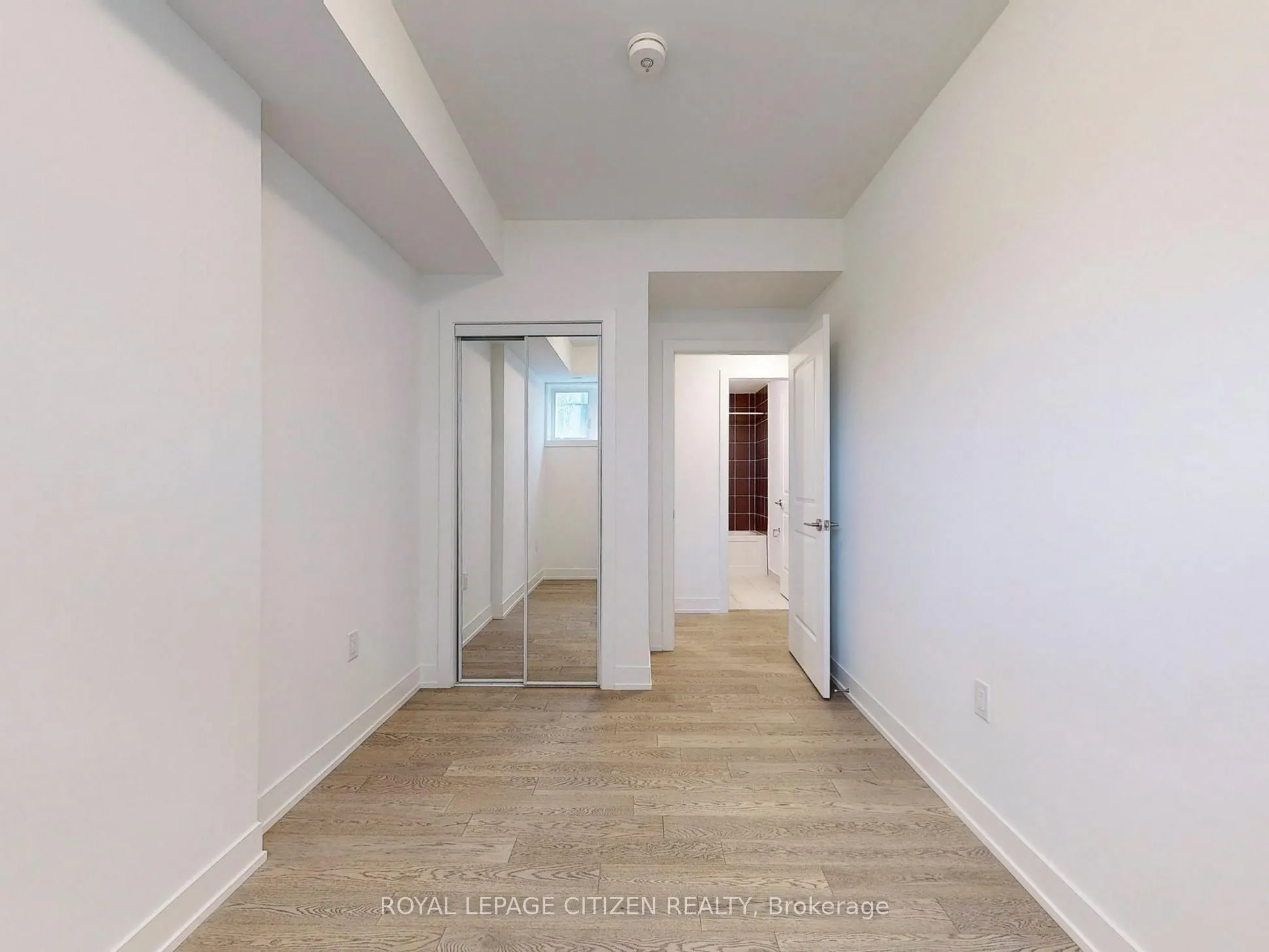 1075 Douglas Mccurdy Comm, #147