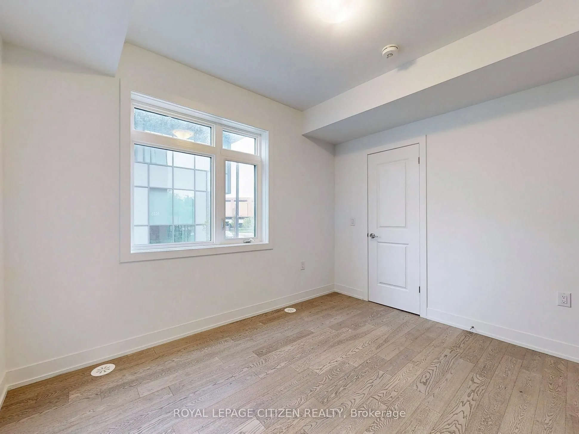 1075 Douglas Mccurdy Comm, #147