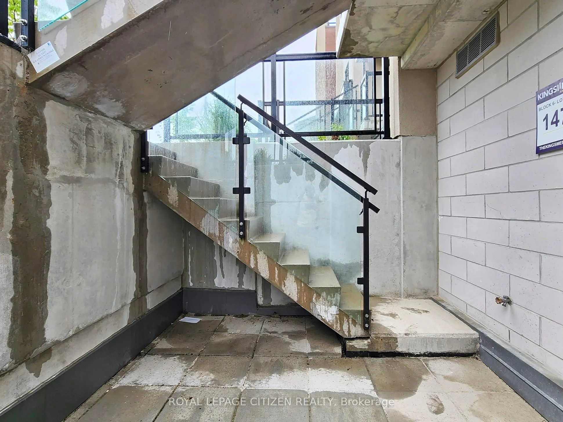 1075 Douglas Mccurdy Comm, #147
