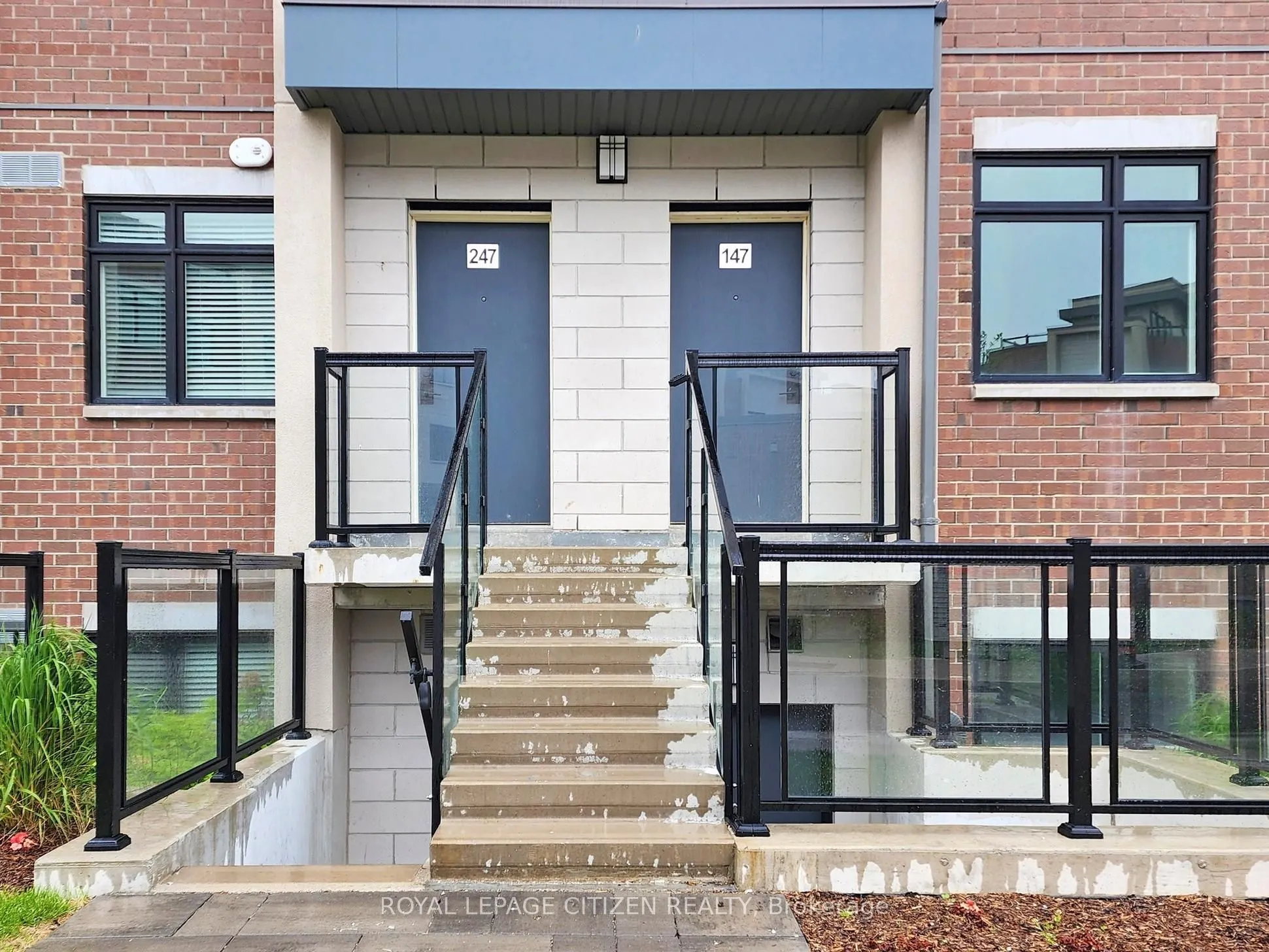 1075 Douglas Mccurdy Comm, #147