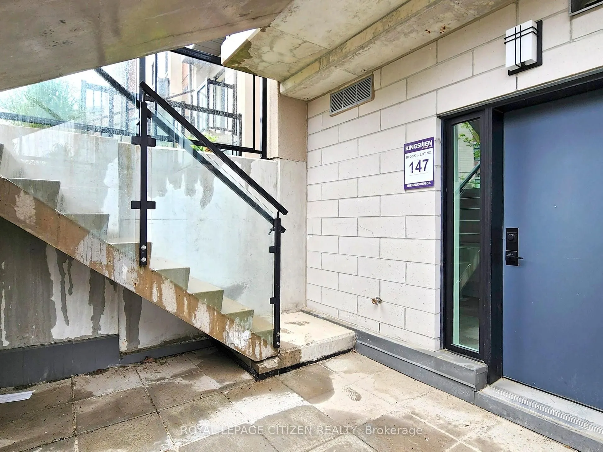 1075 Douglas Mccurdy Comm, #147