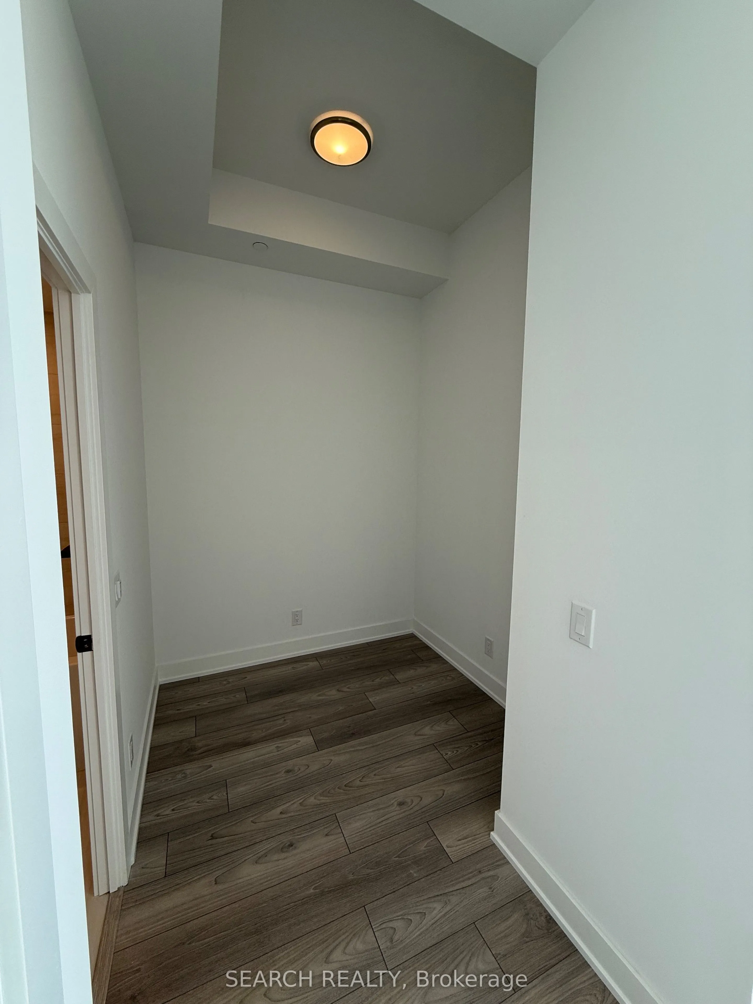 285 Dufferin Street, #PH5