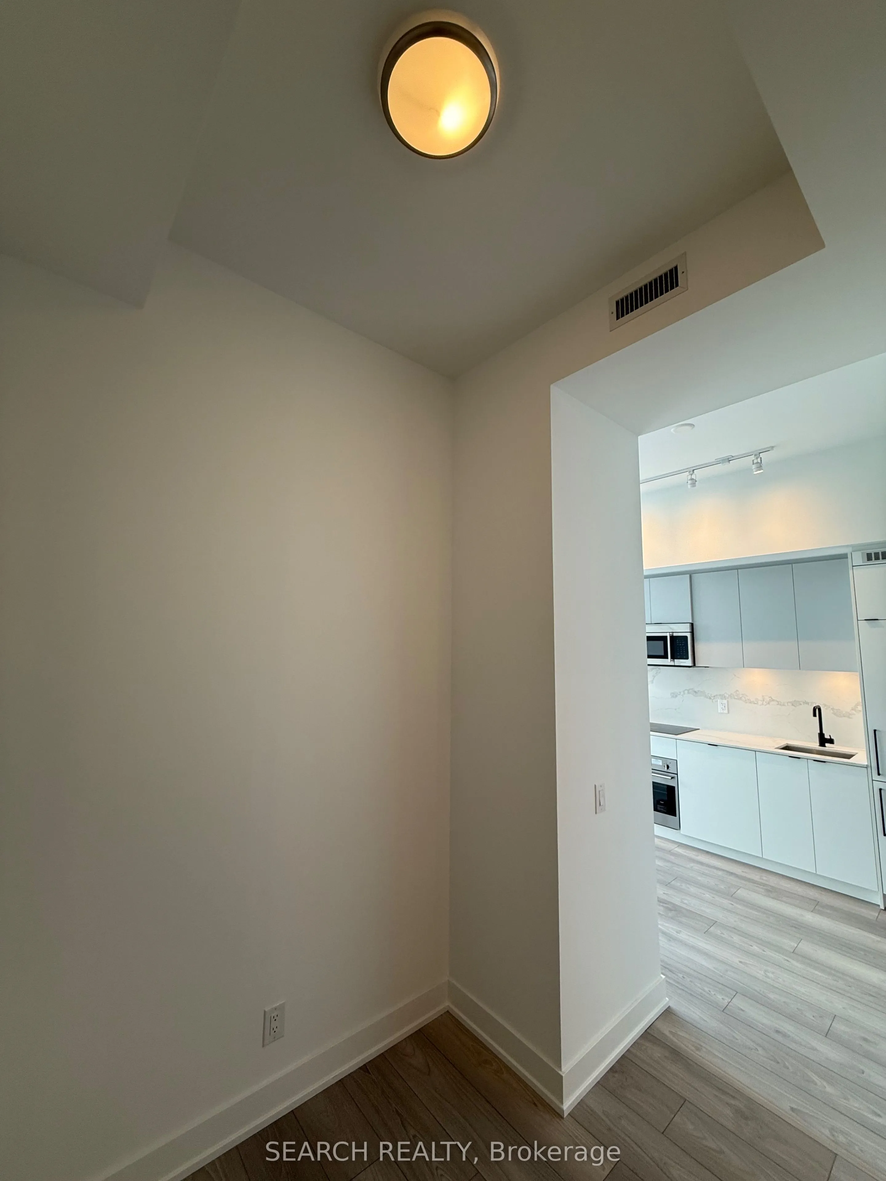 285 Dufferin Street, #PH5