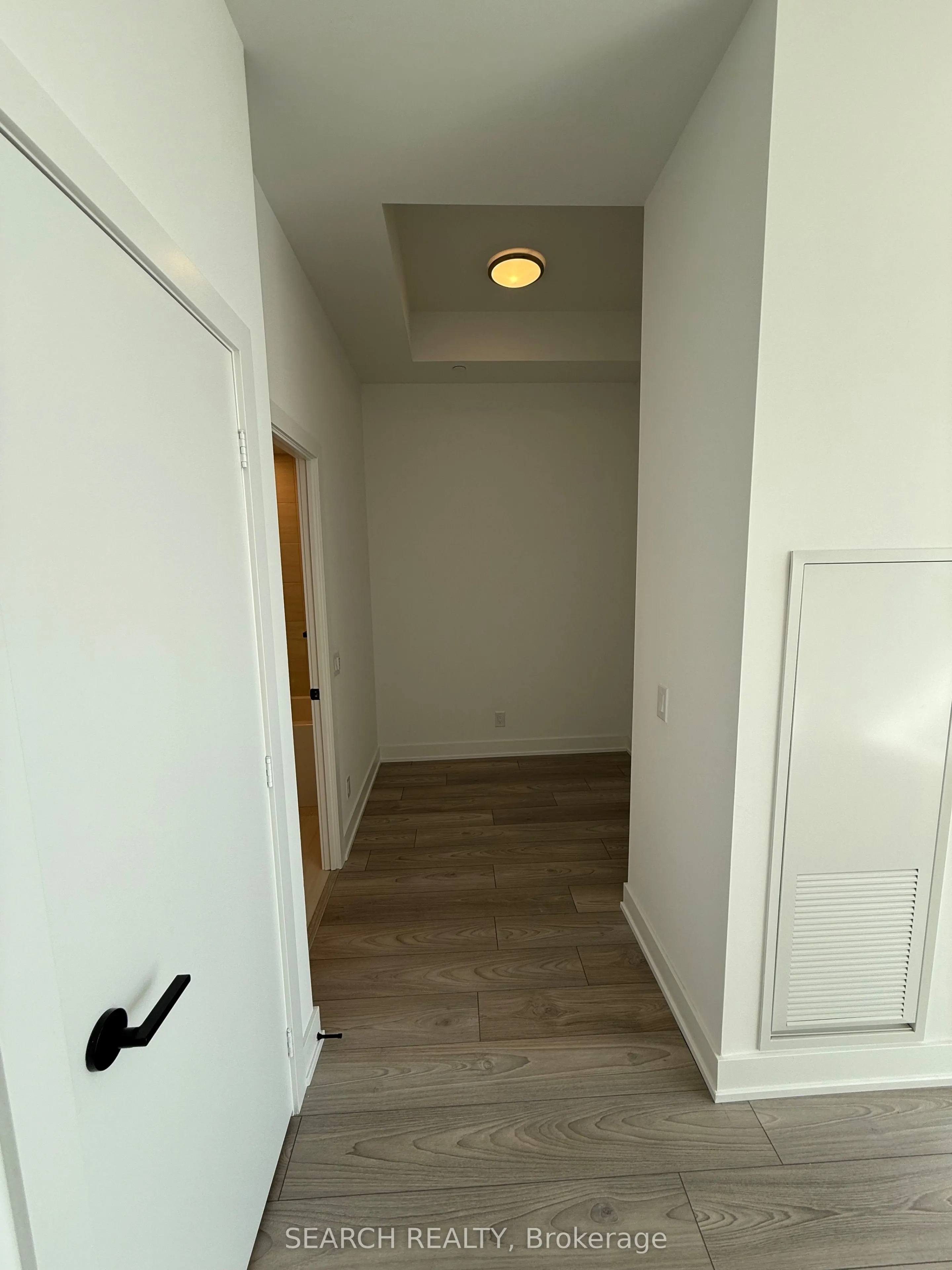 285 Dufferin Street, #PH5