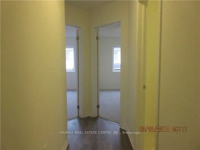 582 Laking Terrace