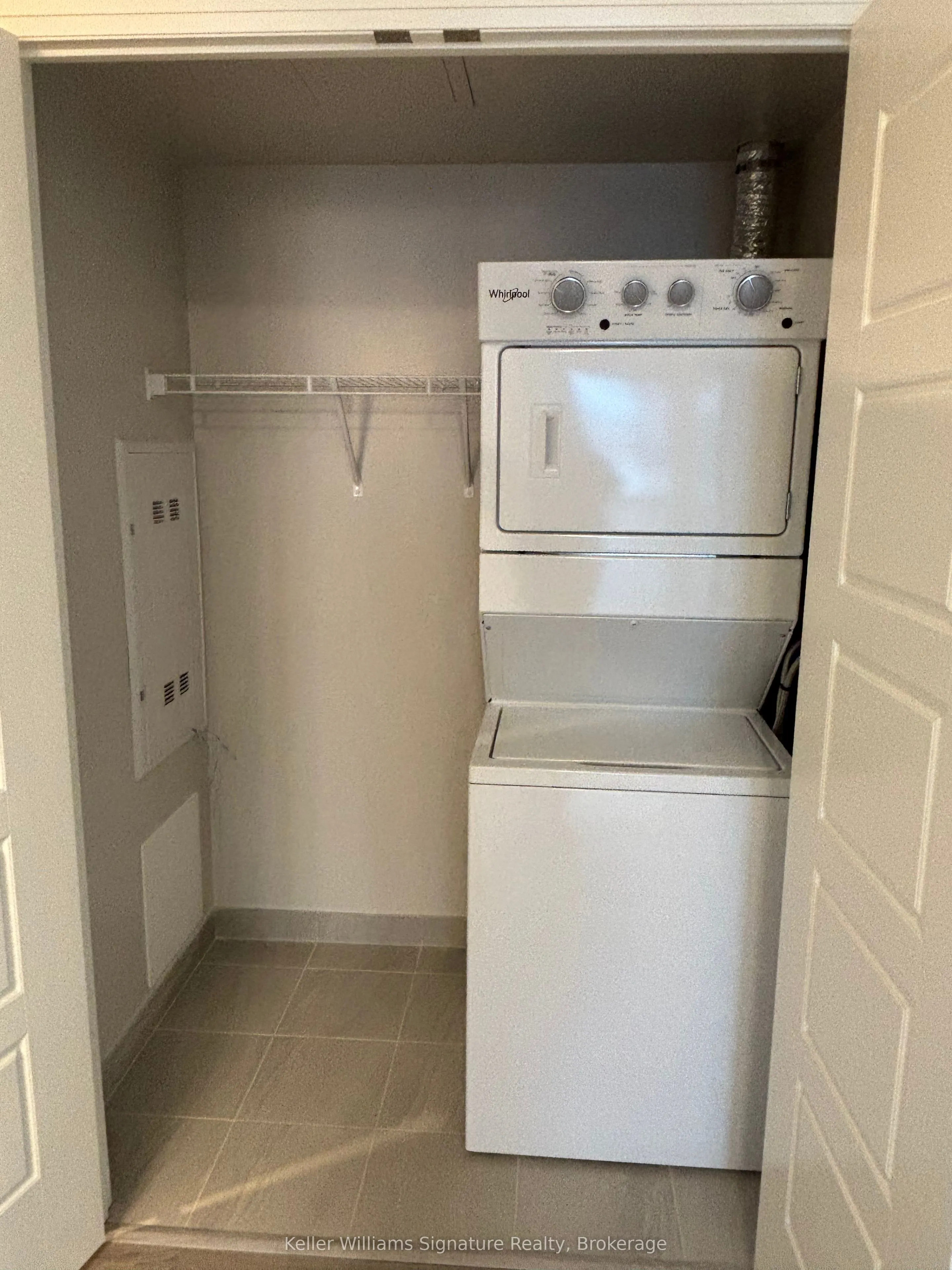 1415 Dundas Street E, #809