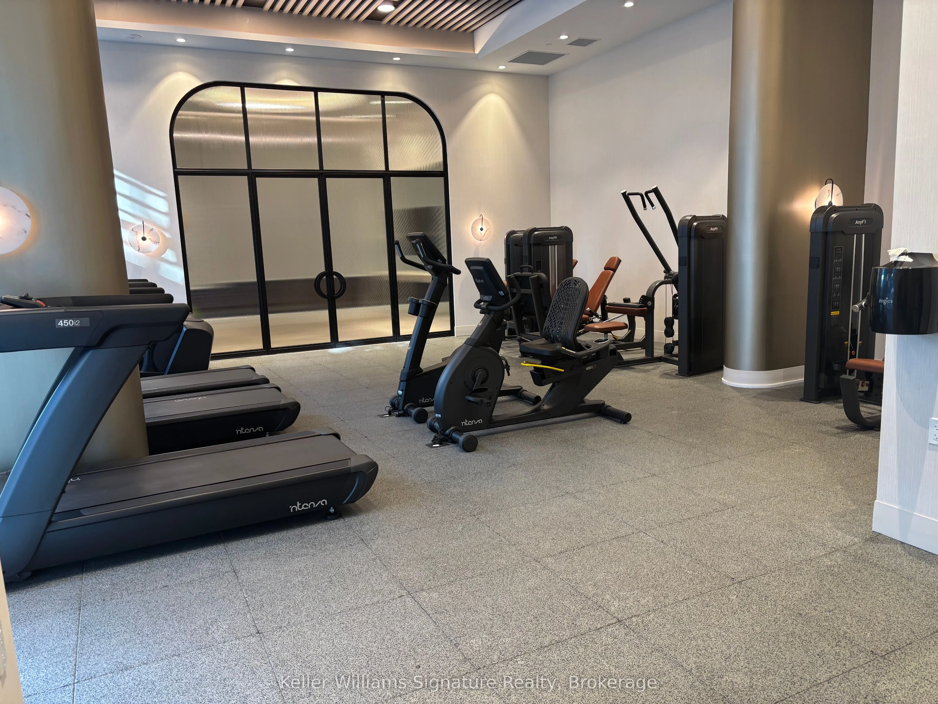 1415 Dundas Street E, #809
