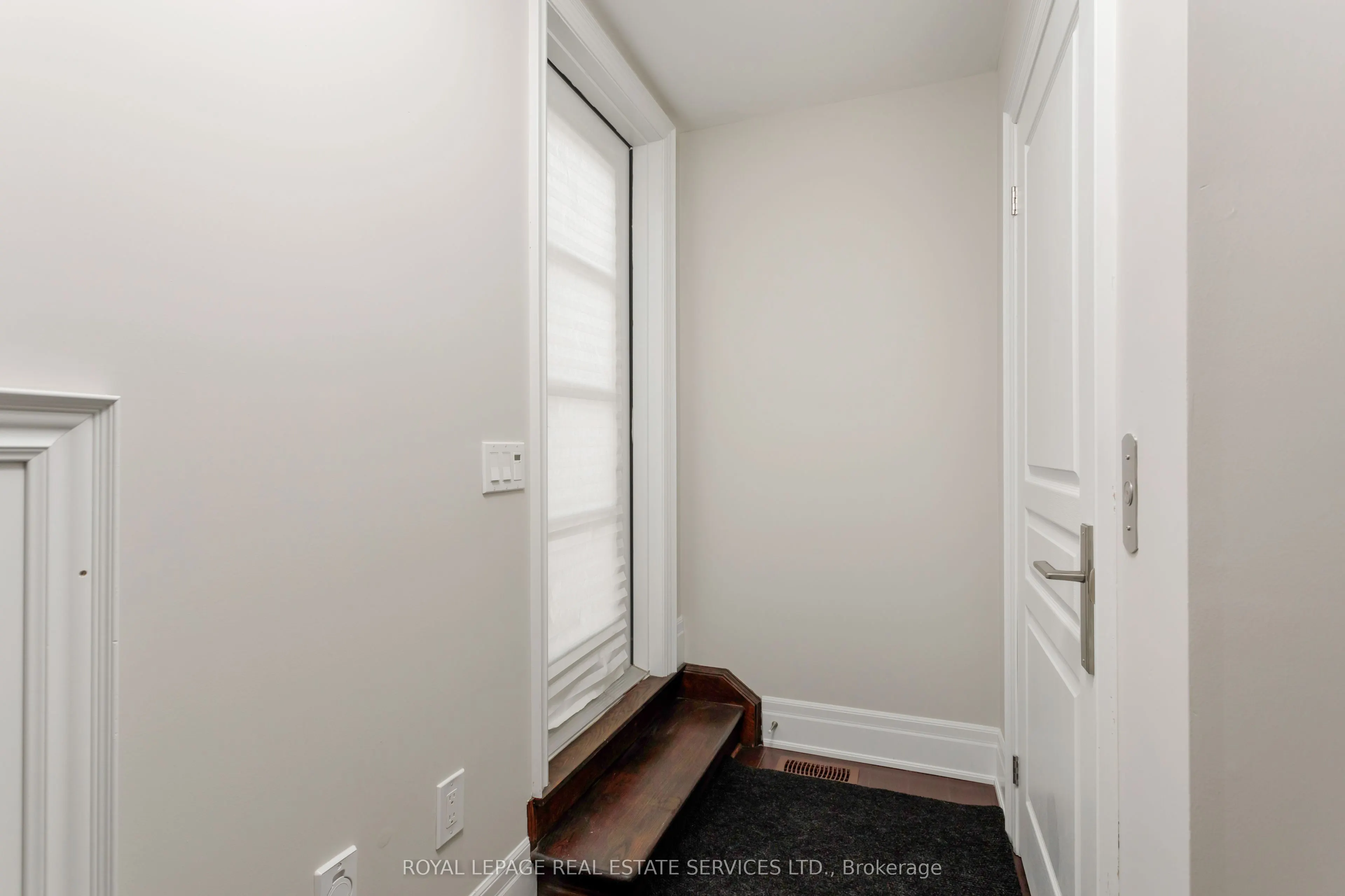 251 Hanover Street