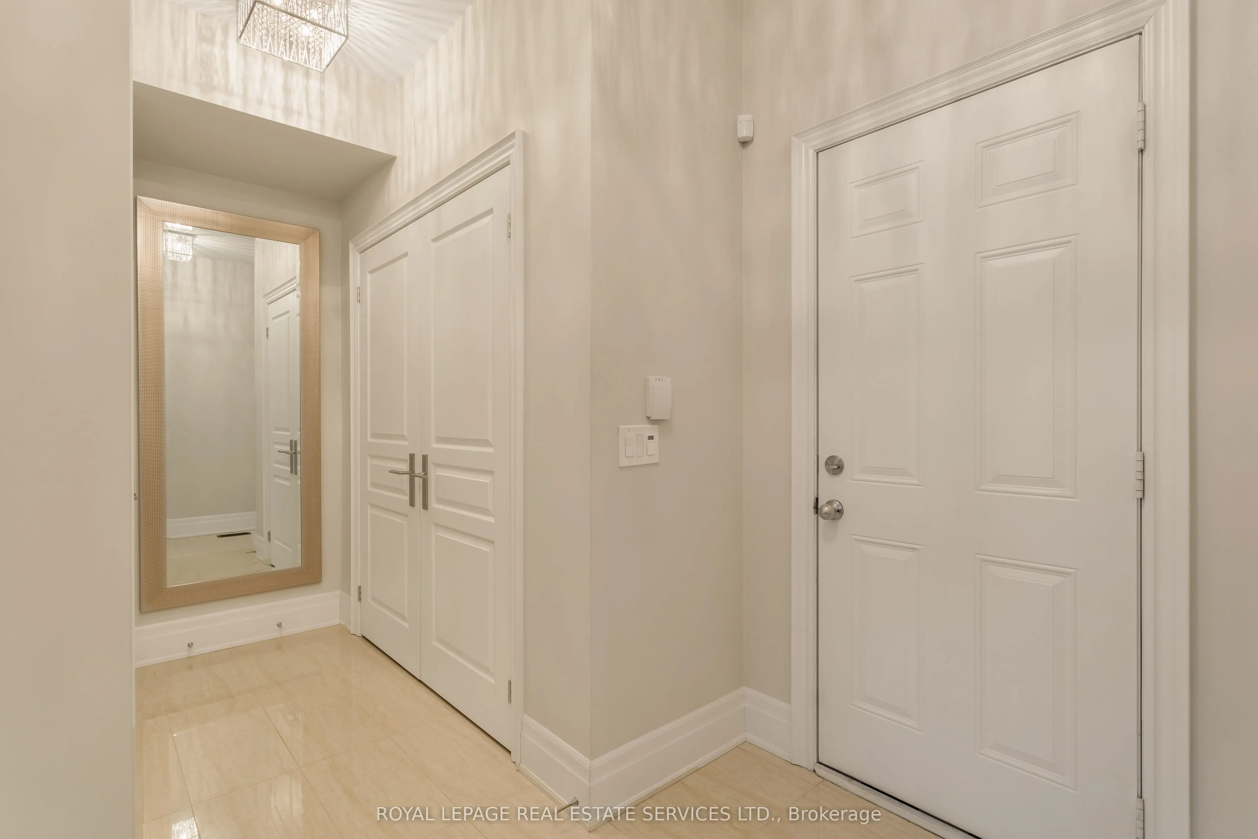 251 Hanover Street