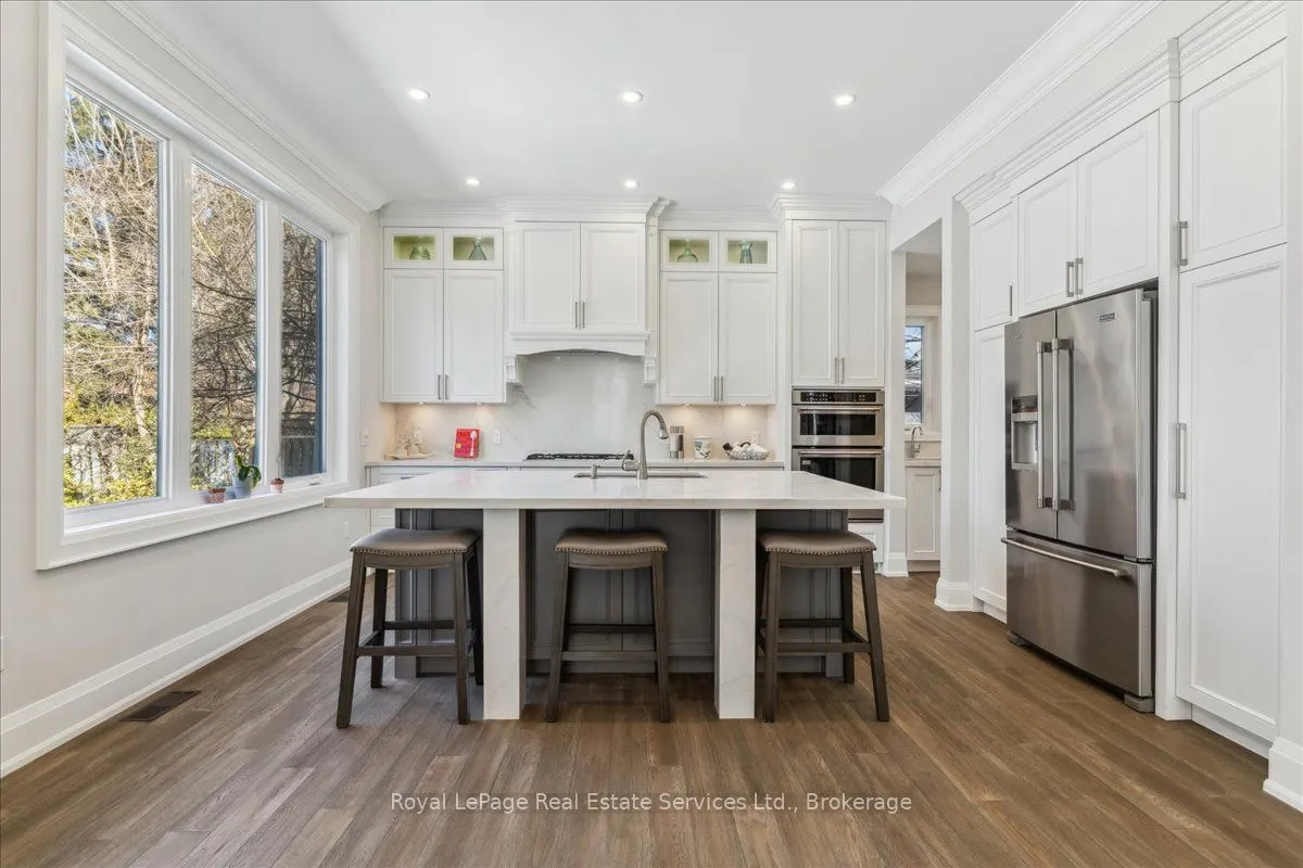 1211 Pinegrove Road